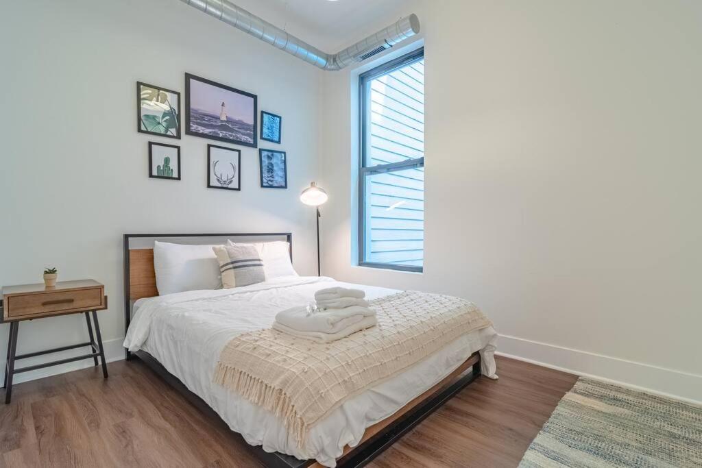Apartment Mccormick Place 420 Friendly 3br/2ba With Optional Parking Chicago