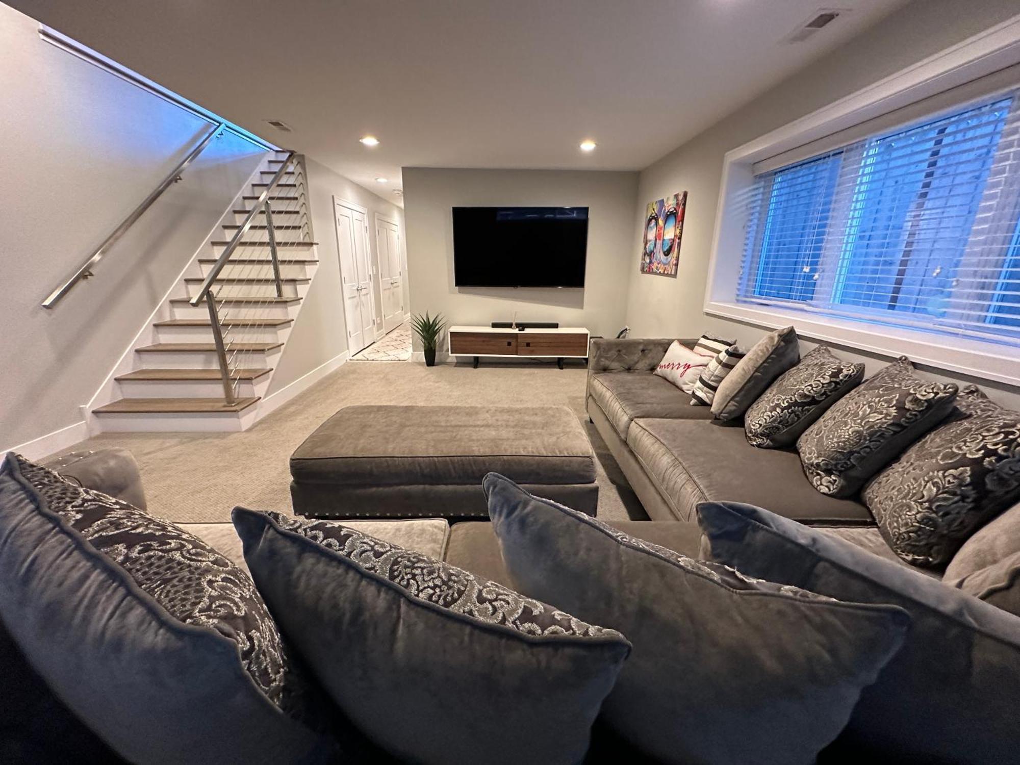 Modern Sfh Near Mccormick Place & Soldier Field