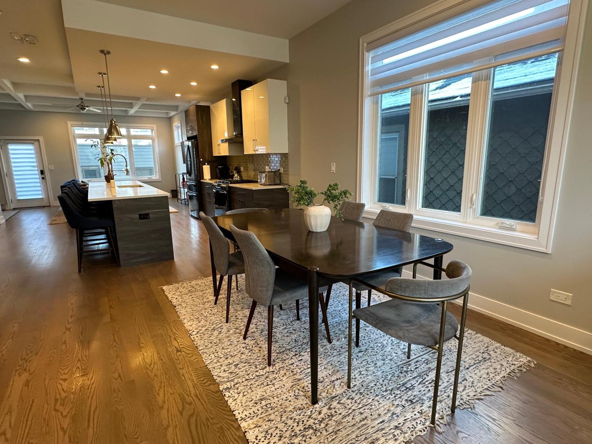 Holiday home Modern Sfh Near Mccormick Place & Soldier Field *