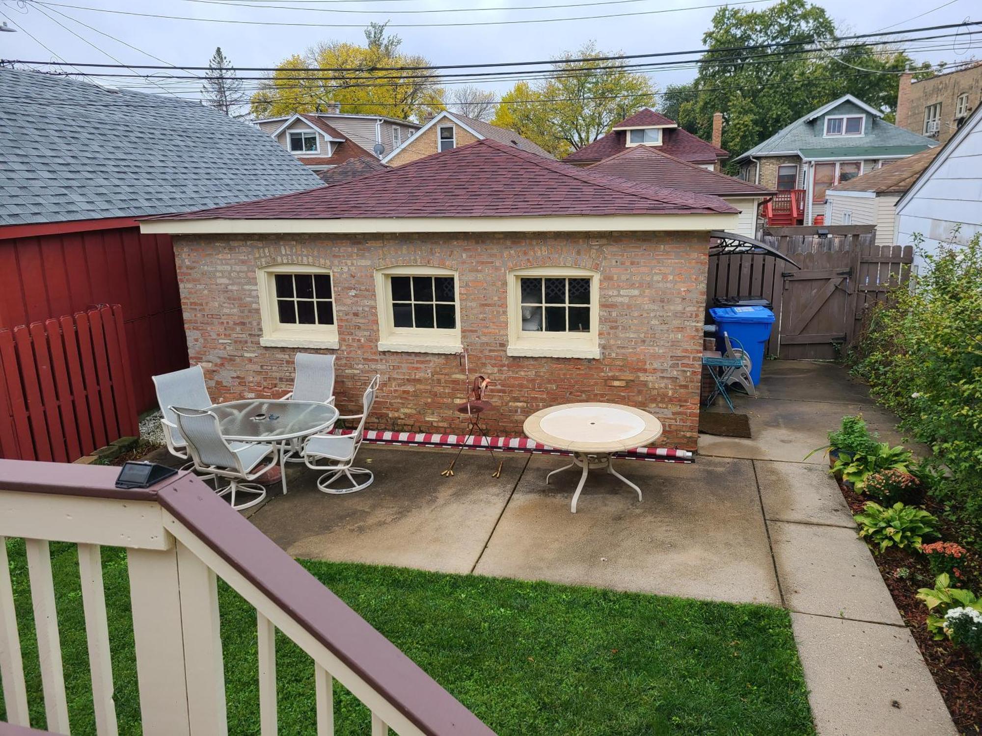 Well-appointed Cozy Portage Park Apt, Dogs, Kids, Free Parking, 420 Compliant *