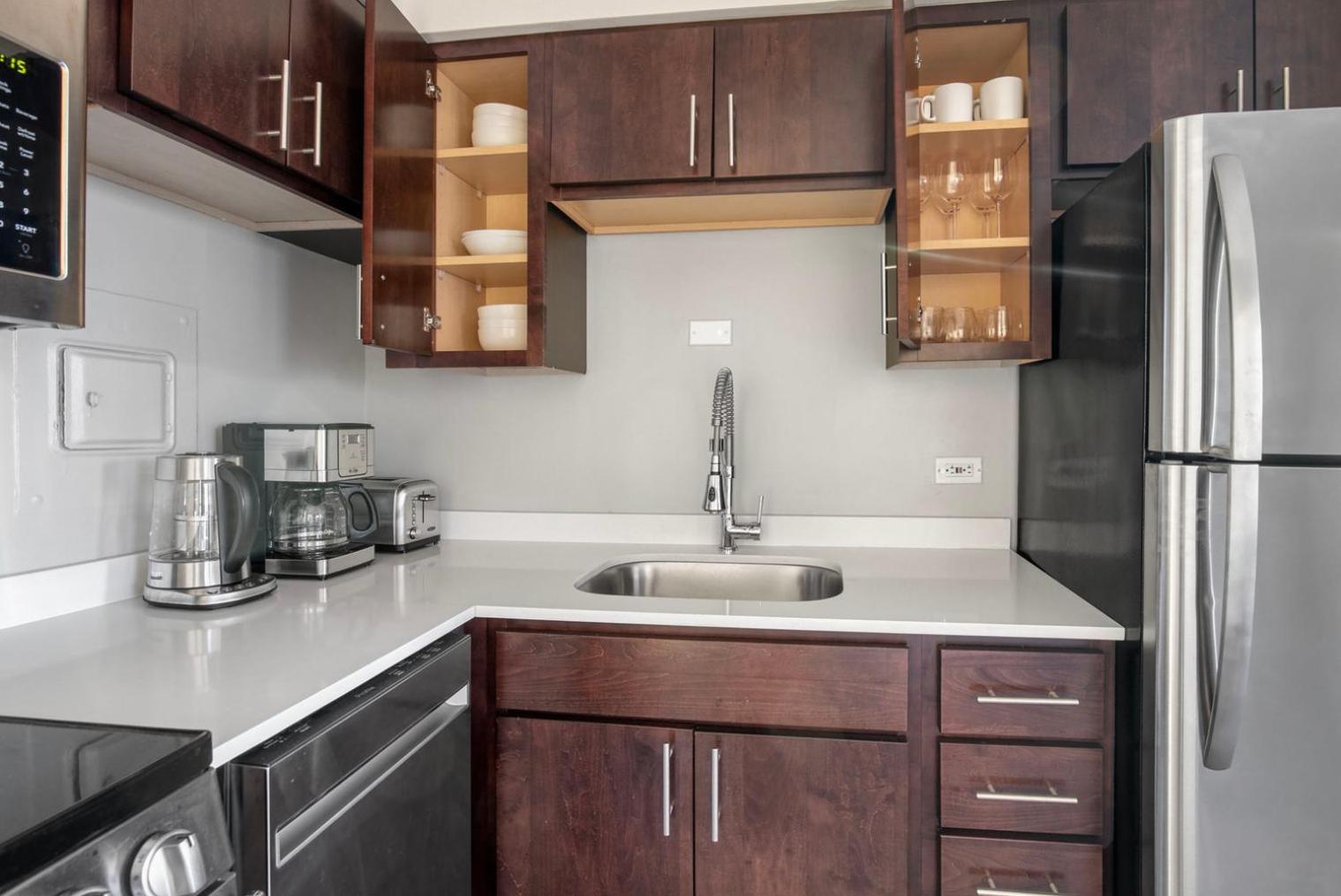 Apartment Edgewater 1br W Gym Deck Lounge Nr L Chi-919