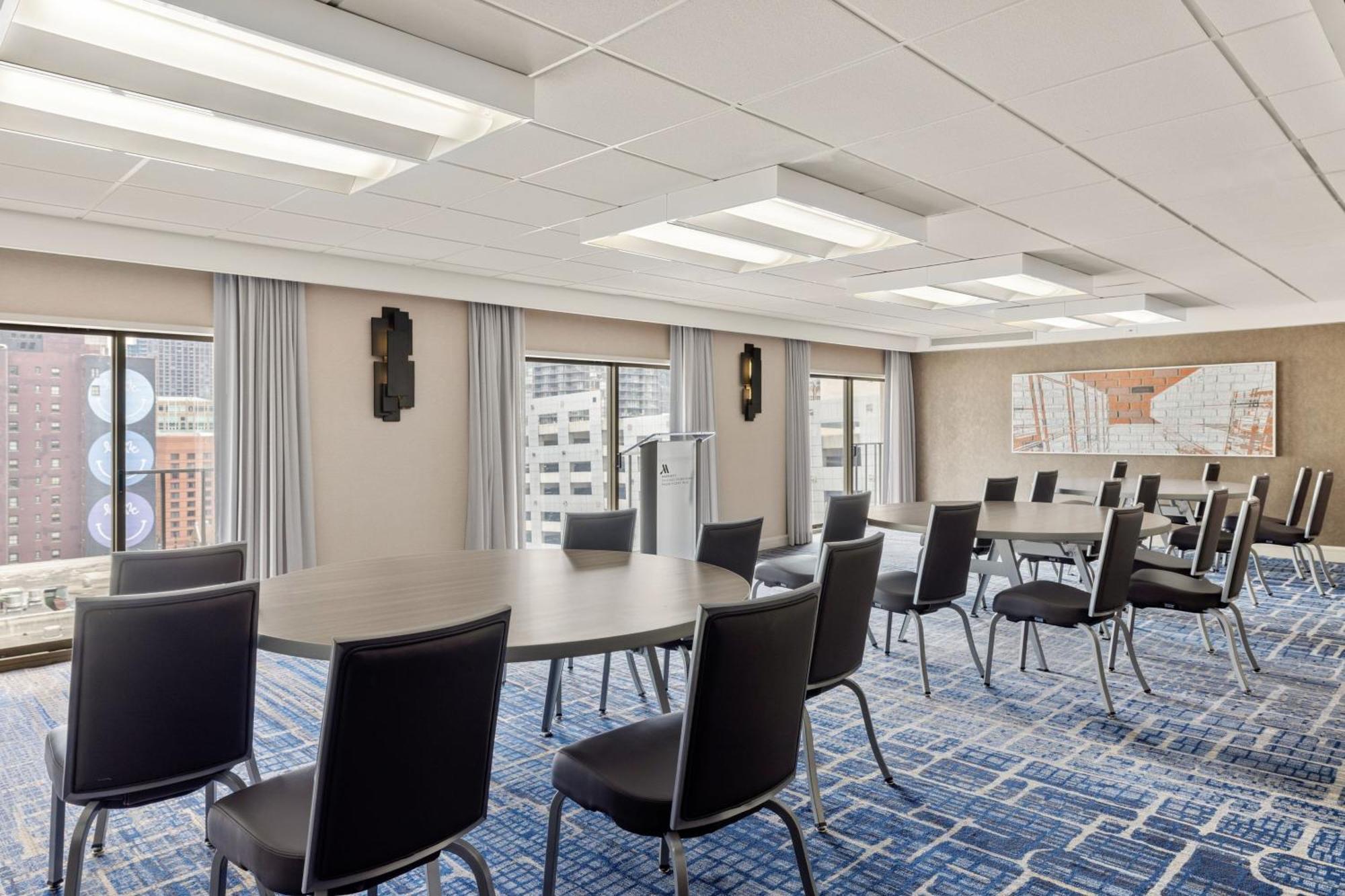 Marriott Downtown Magnificent Mile Hotel Chicago
