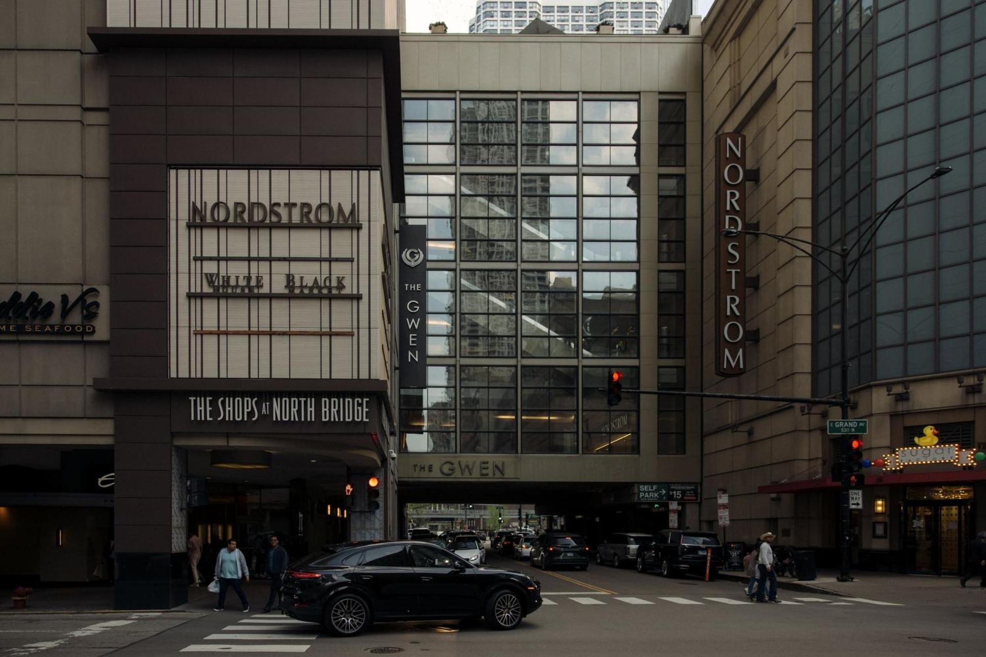 The Gwen, A Luxury Collection Hotel, Michigan Avenue 4*