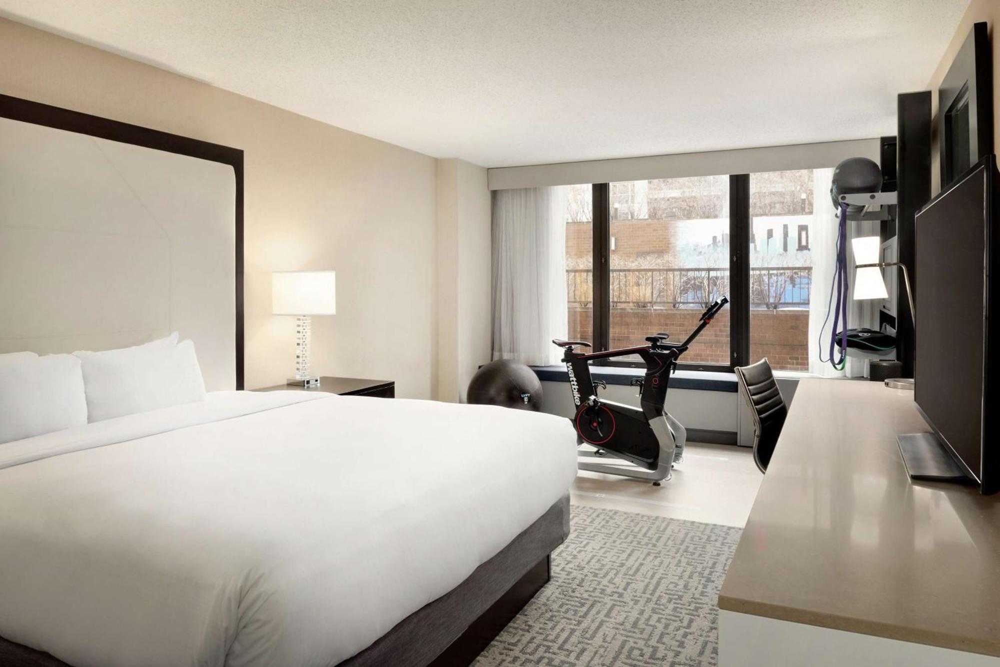 Hotel Doubletree By Hilton Magnificent Mile Chicago