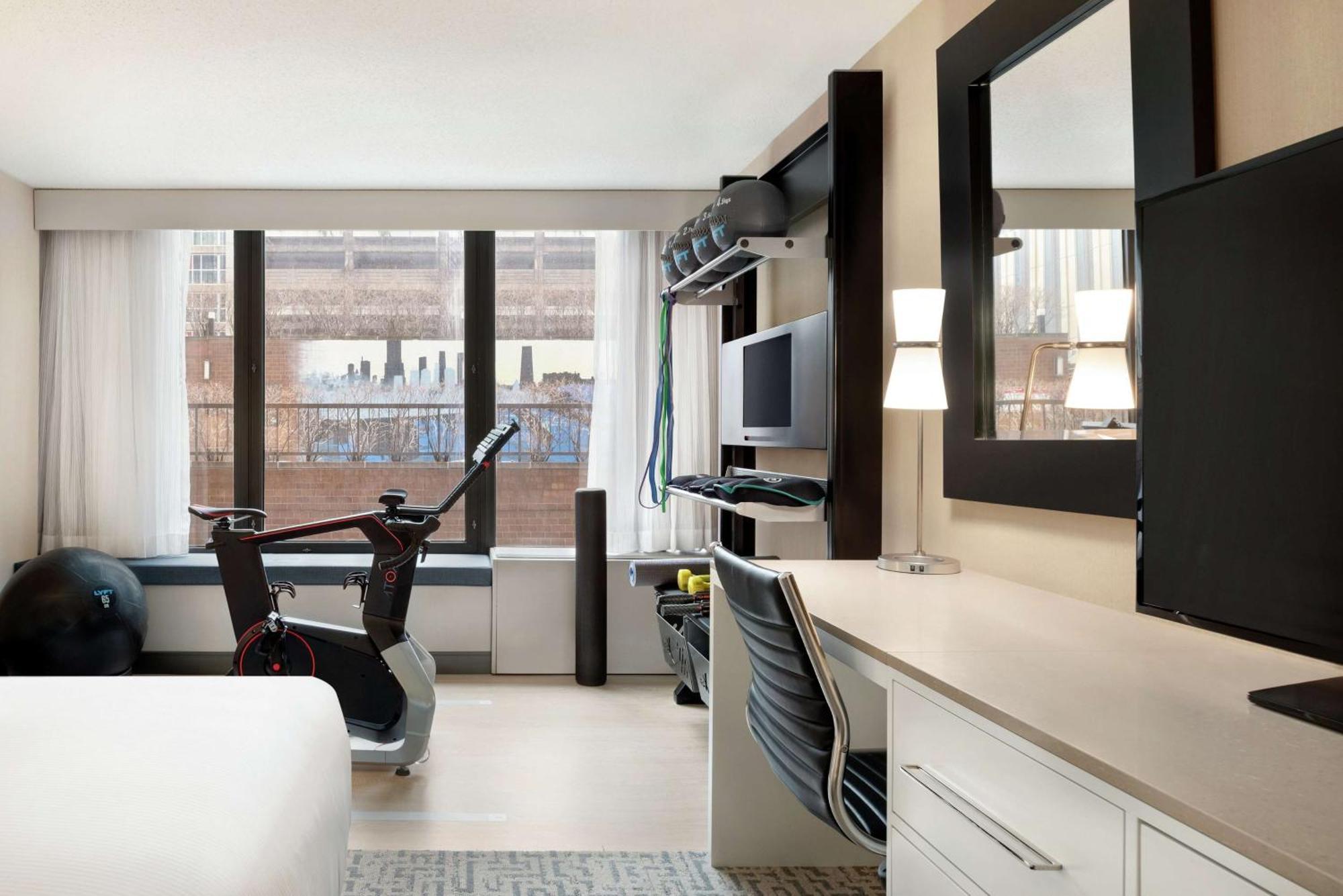 Doubletree By Hilton Magnificent Mile Chicago