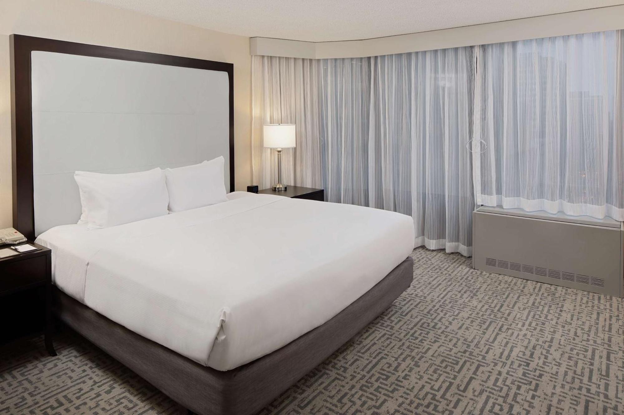 Hotel Doubletree By Hilton Magnificent Mile Chicago