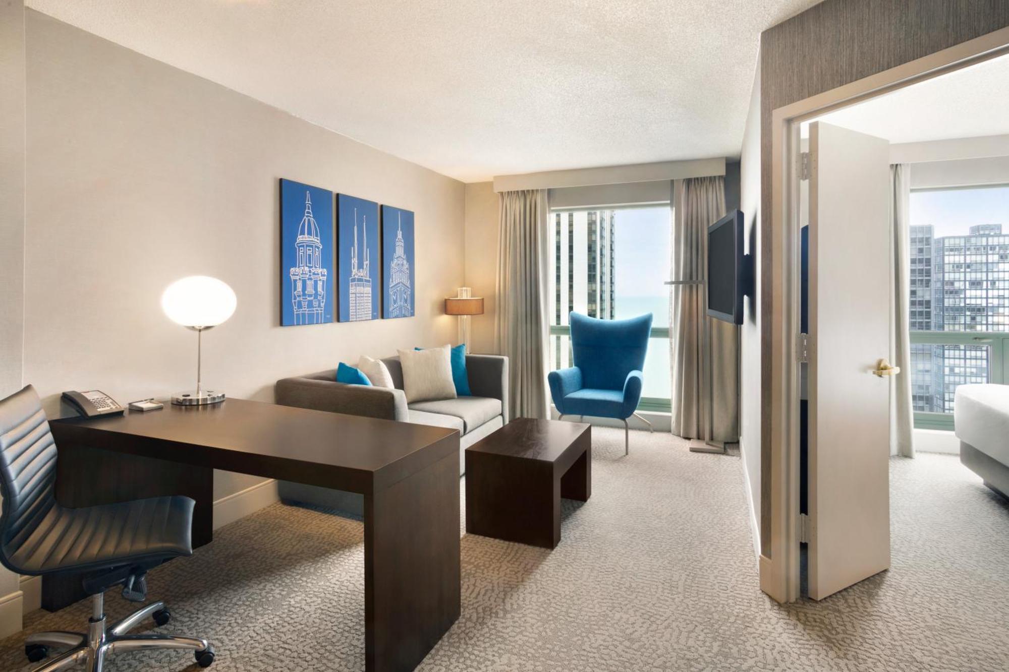 Hilton Magnificent Mile Hotel