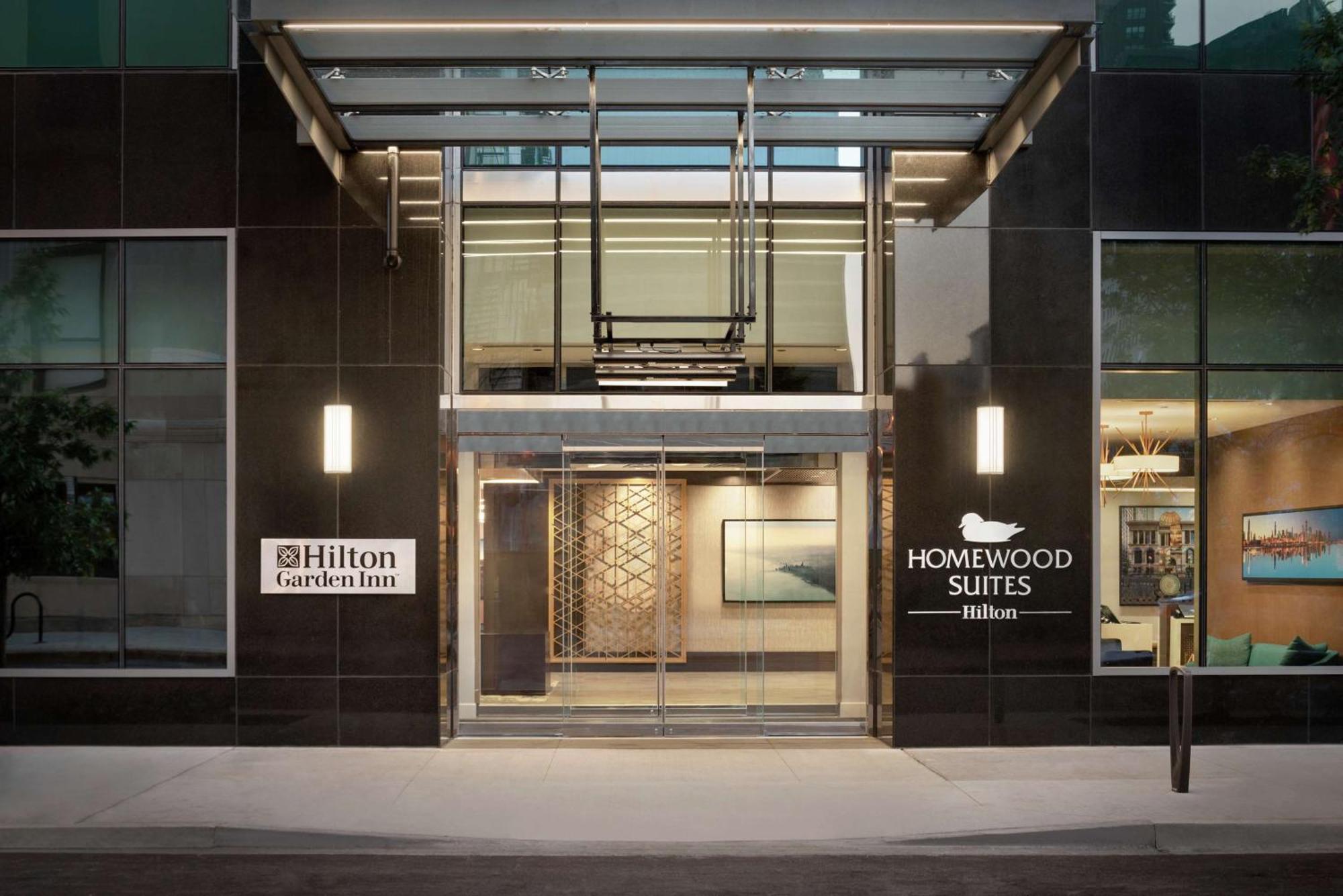 Hilton Garden Downtown South Loop Hotel
