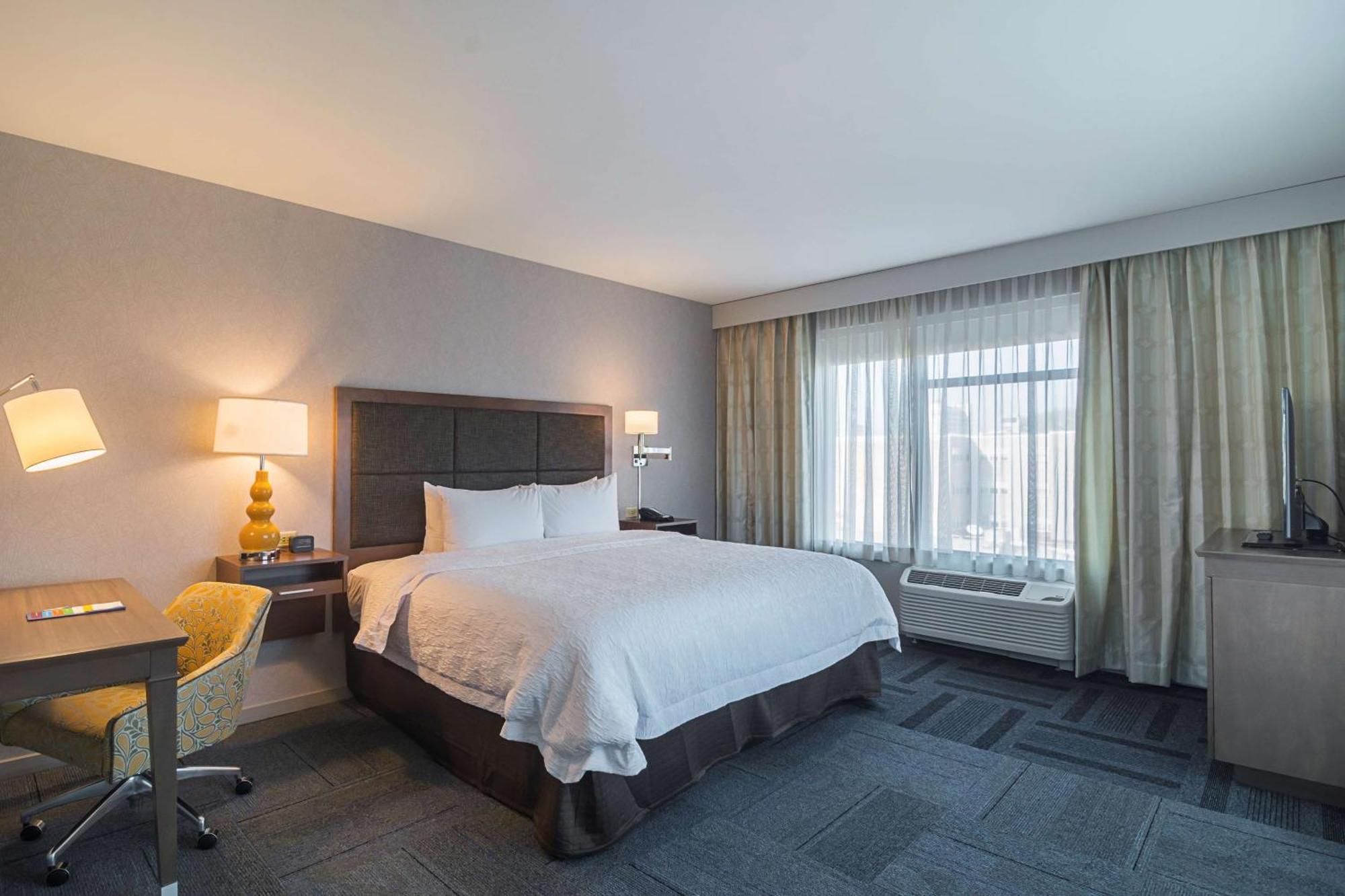 Hampton Inn Chicago North-Loyola Station, Il Chicago