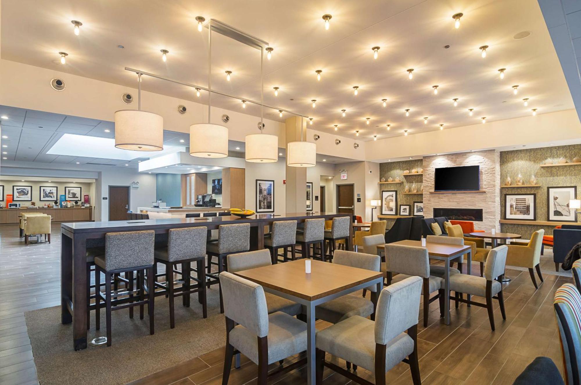 Hotel Hampton Inn Chicago North-Loyola Station, Il