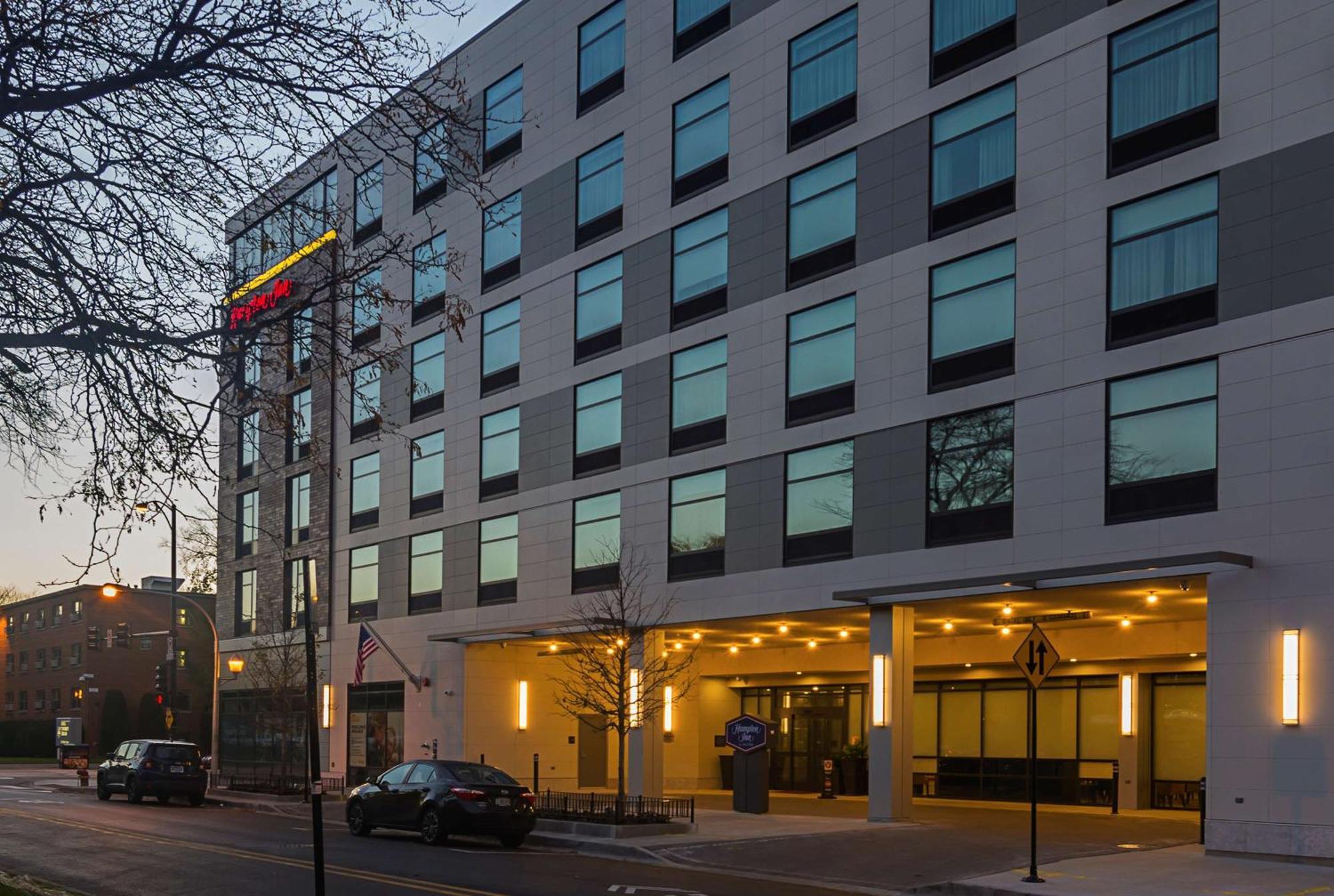 Hotel Hampton Inn Chicago North-Loyola Station, Il
