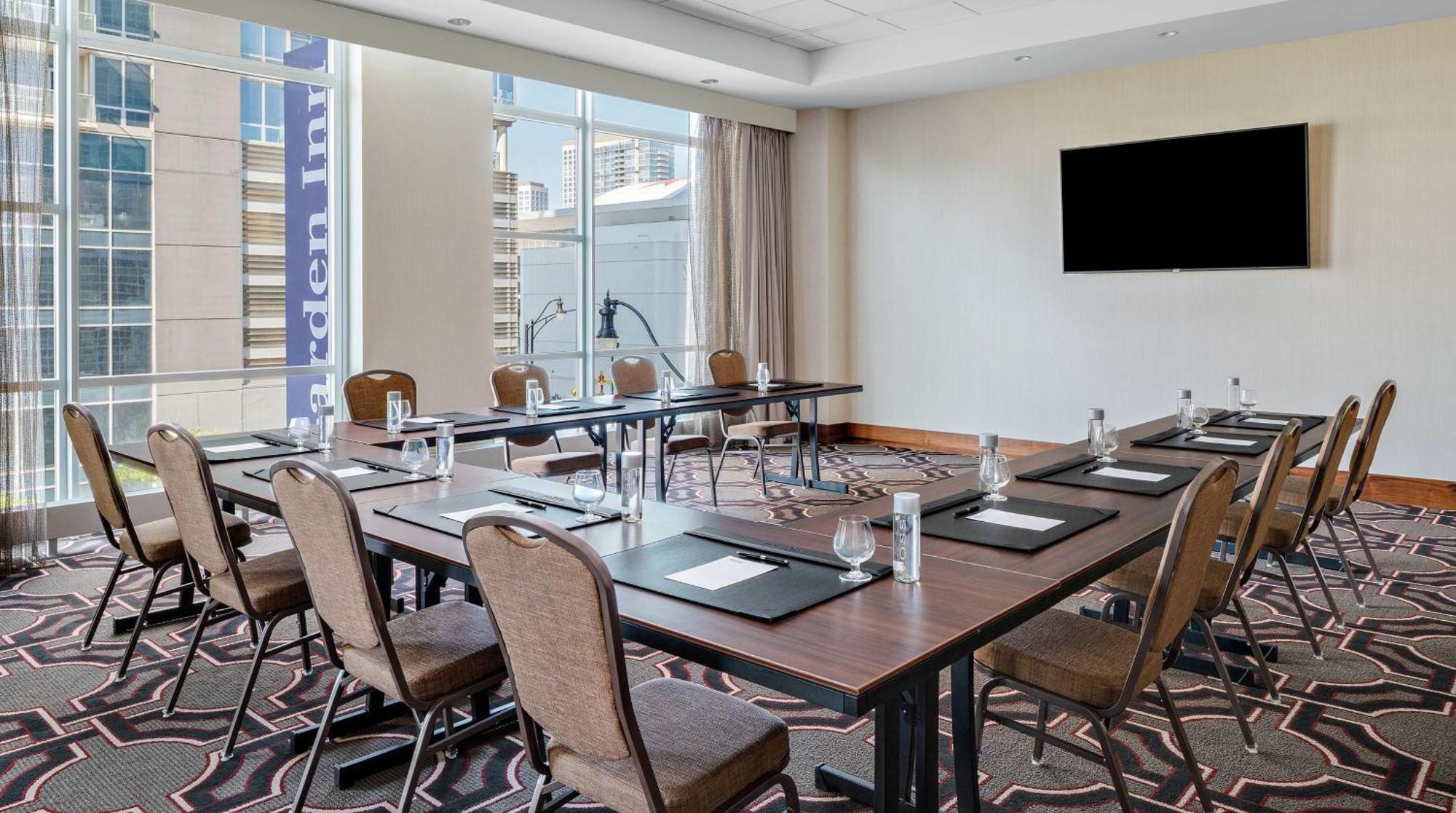 Hilton Garden Mccormick Place Hotel