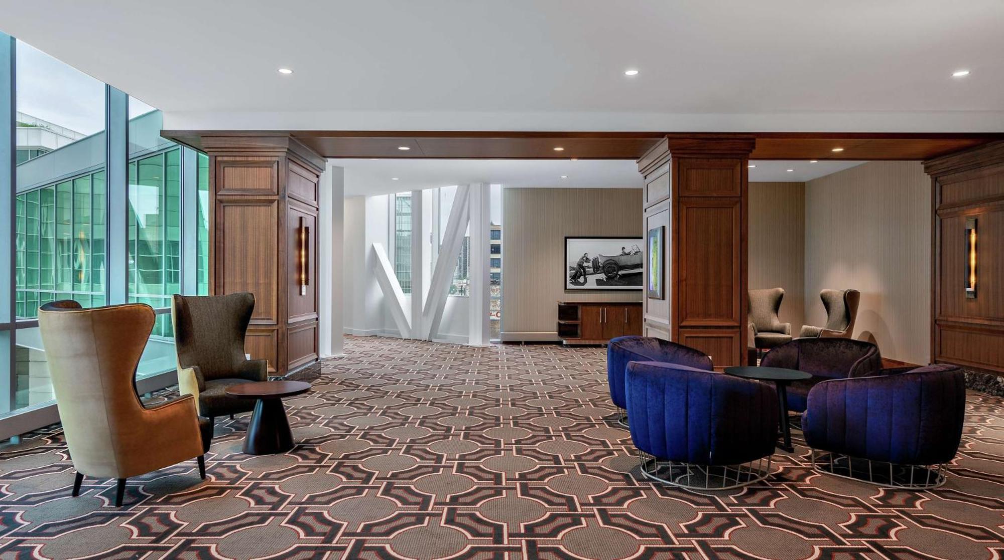 Hampton Mccormick Place Hotel 3*