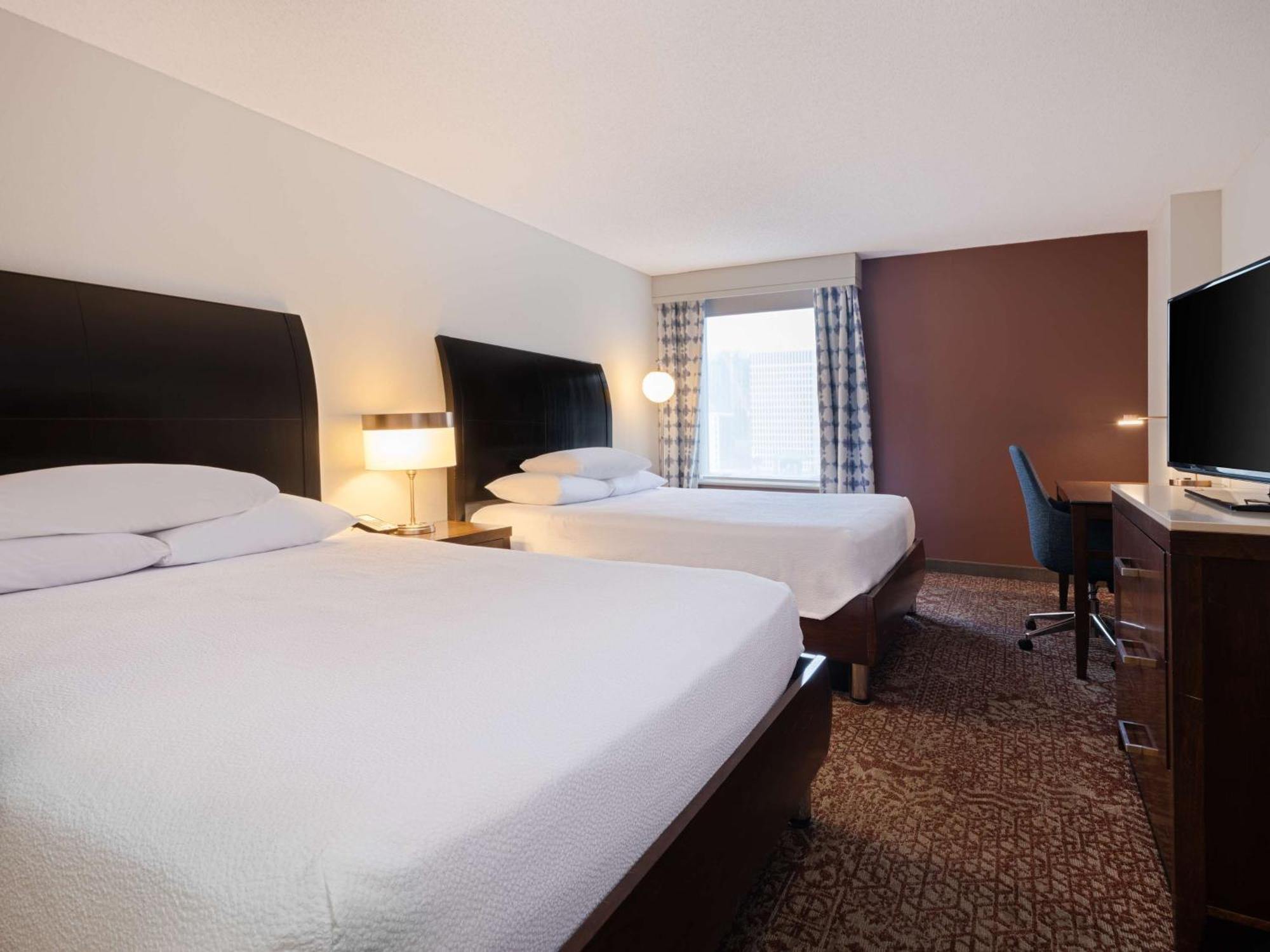 Hilton Garden Downtown/magnificent Mile Hotel