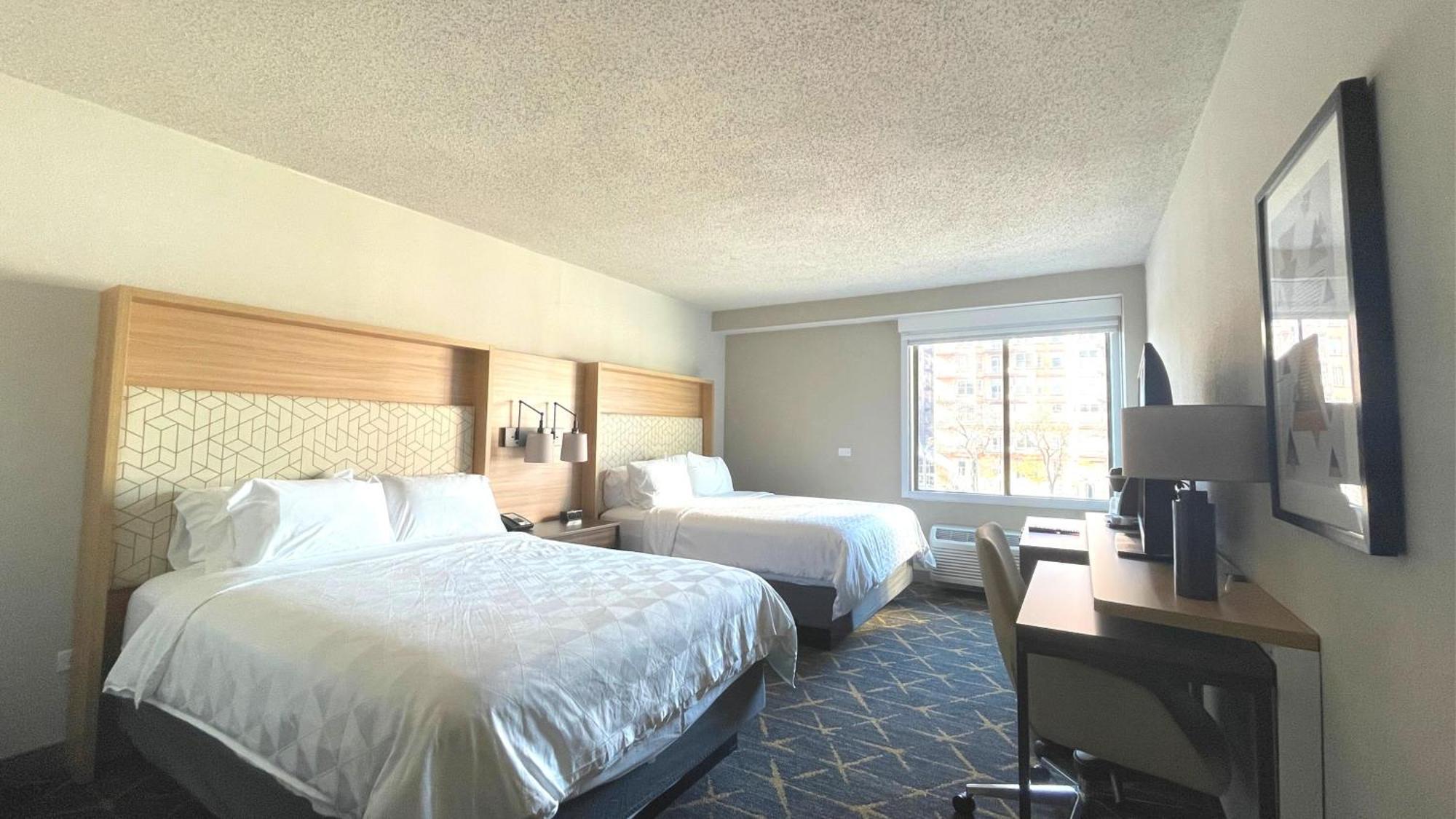 Hotel & - Downtown, An Ihg