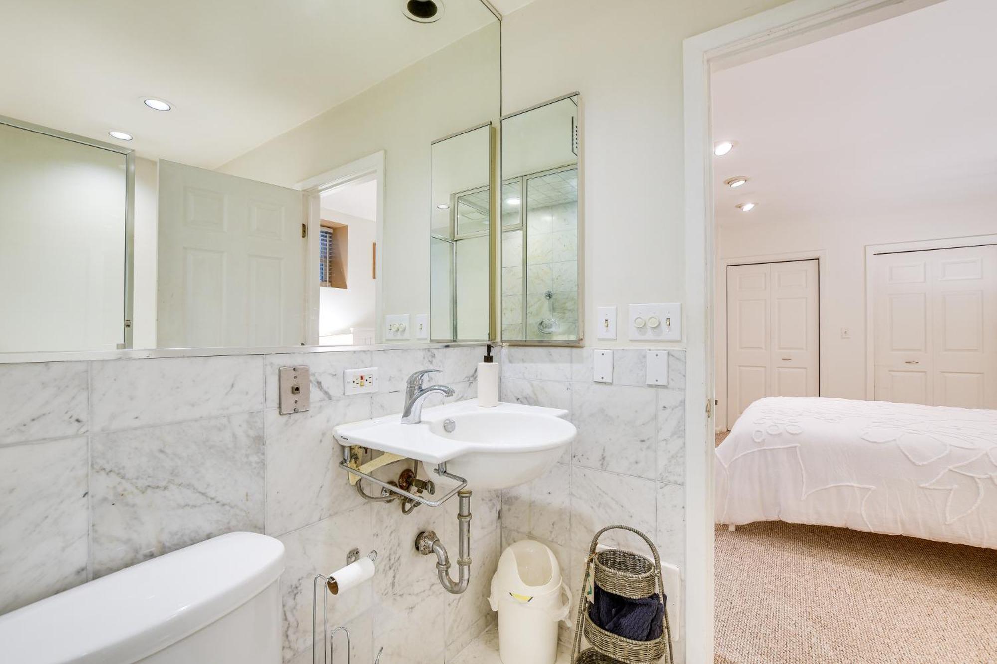 Lincoln Park Walk To Beach, Shops And Dining! * Chicago