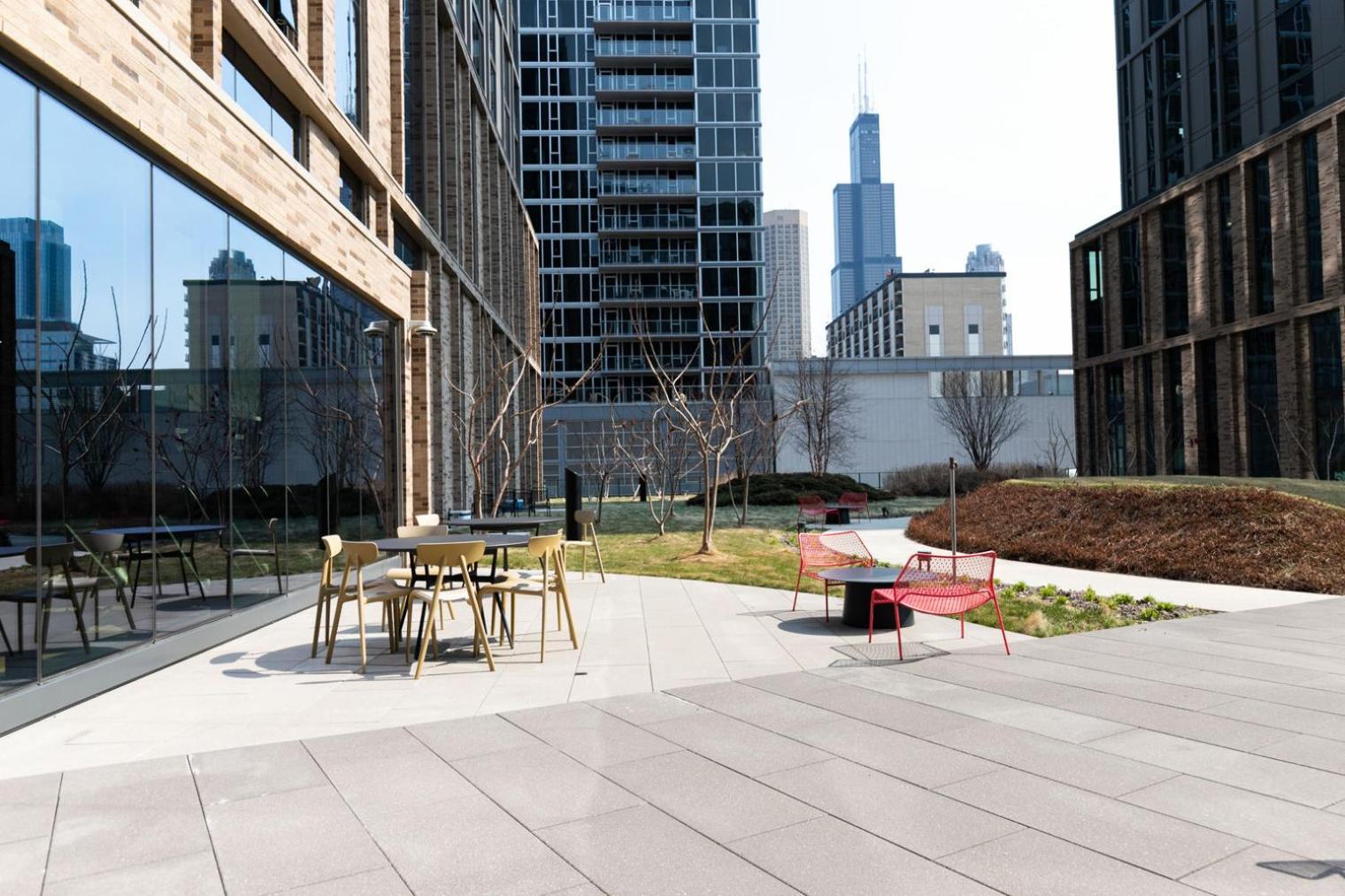 West Loop W Wd Gym Lounge Nr L Chi-773 Chicago
