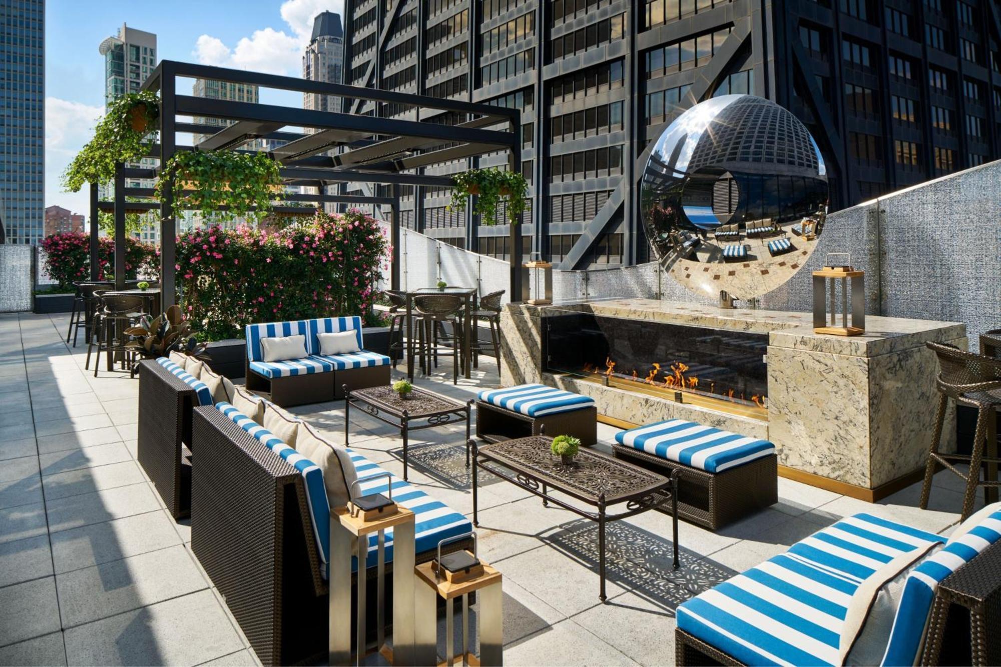 The Ritz-carlton, Hotel 5*