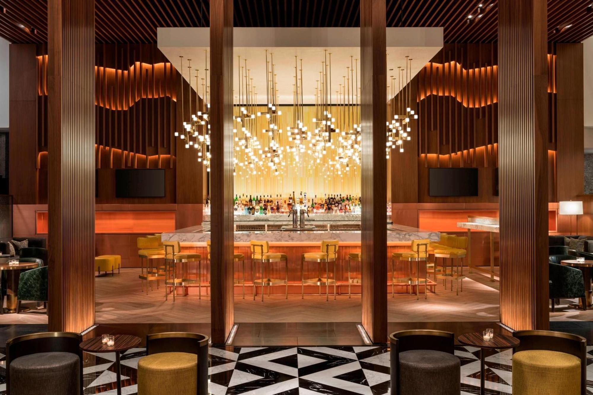 Hotel The Ritz-carlton, 5*