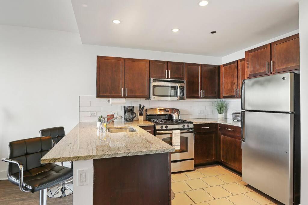Apartment 1br Chic & Elite Apt In Hyde Park - Shoreland 714 *