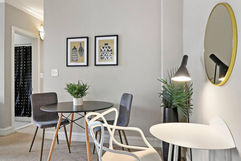 1br Calm, Cozy & Furnished Apt In Hyde Park - Windermere 402 Apartment Chicago