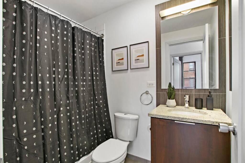 2br Comfy And Roomy Apt In - Del Prado 1013 *