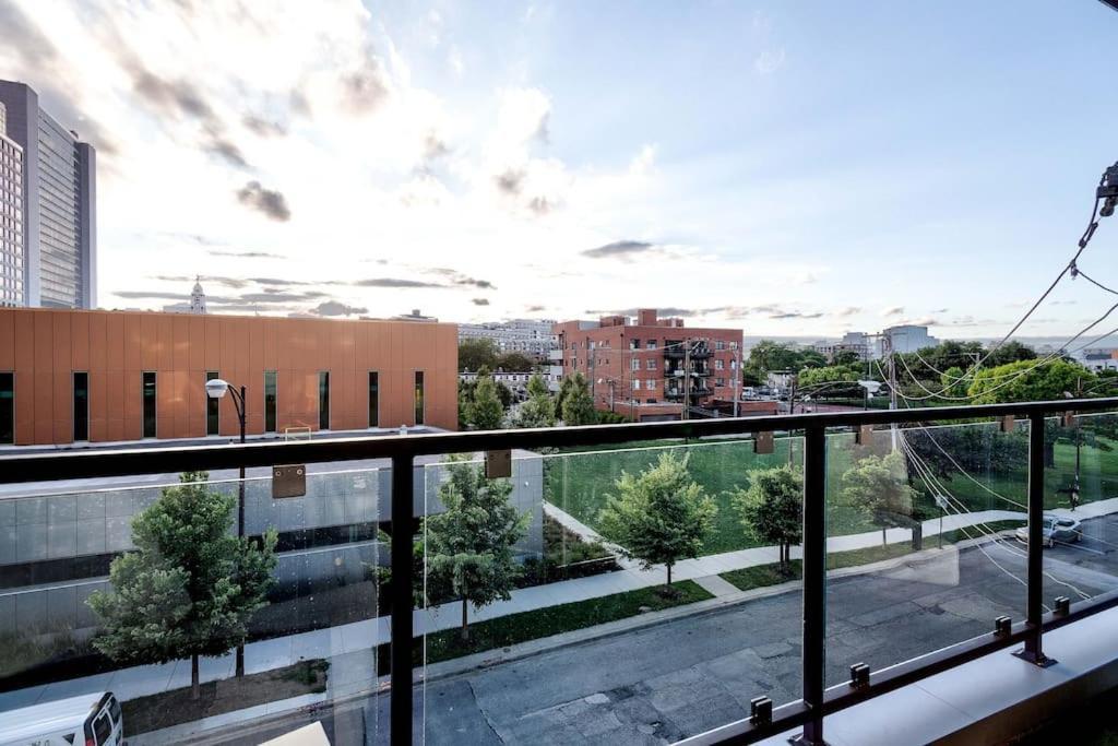 2 Newly Built Luxury With Private Roofdeck Apartment Chicago