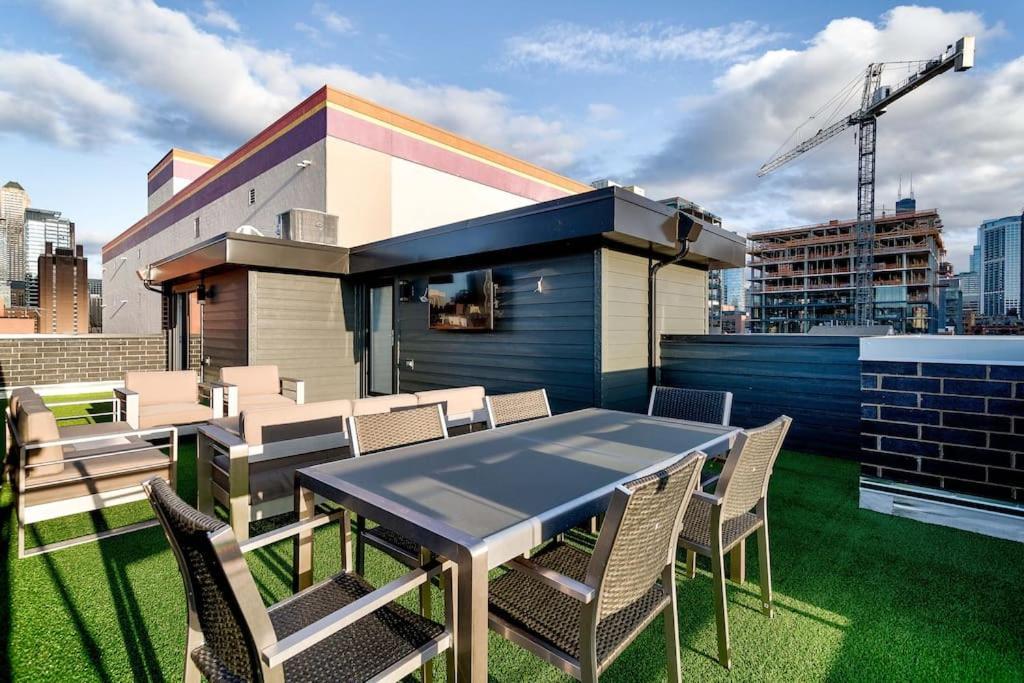 Apartment 2 Newly Built Luxury With Private Roofdeck Chicago