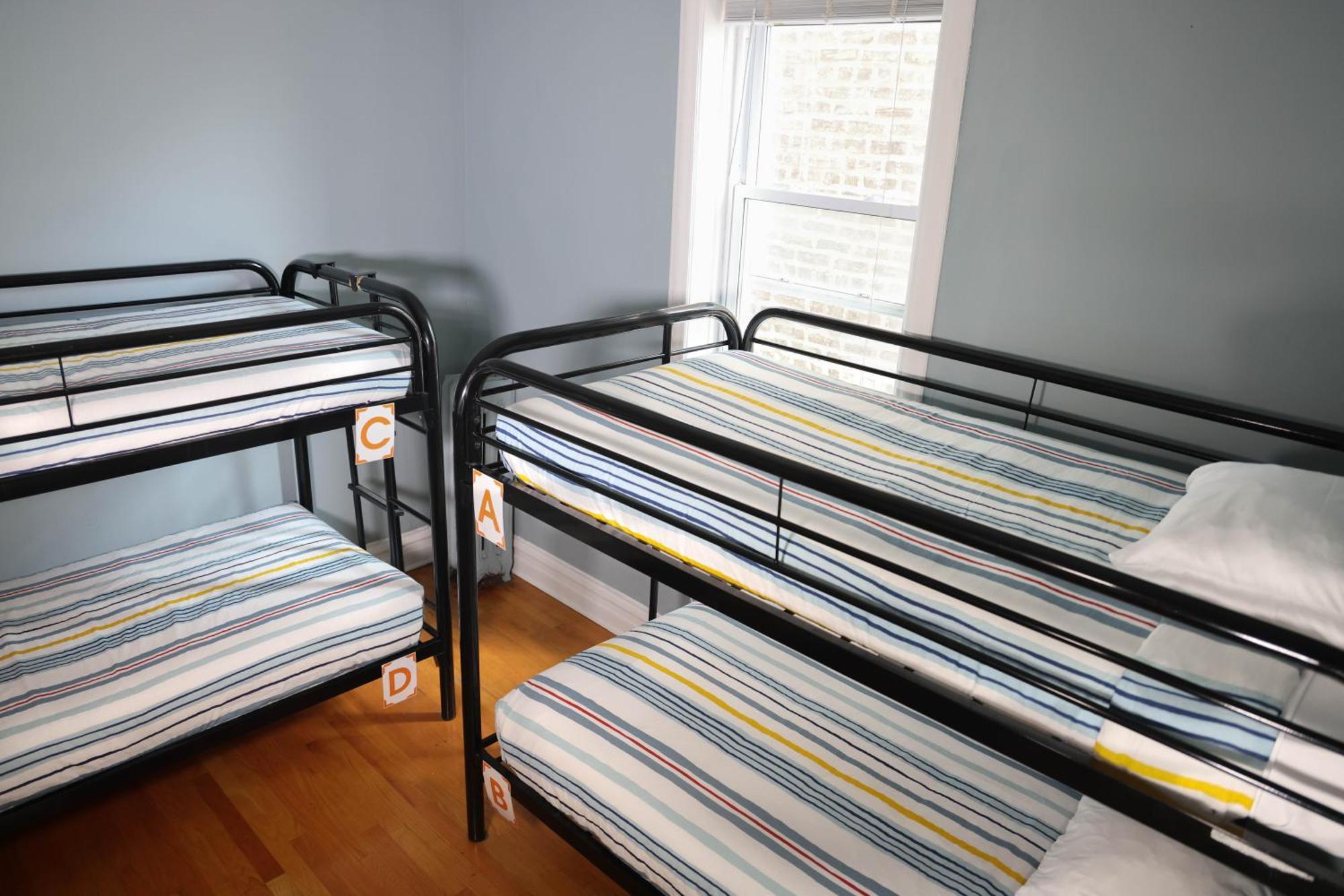 Wrigley - (adults Only) Hostel *