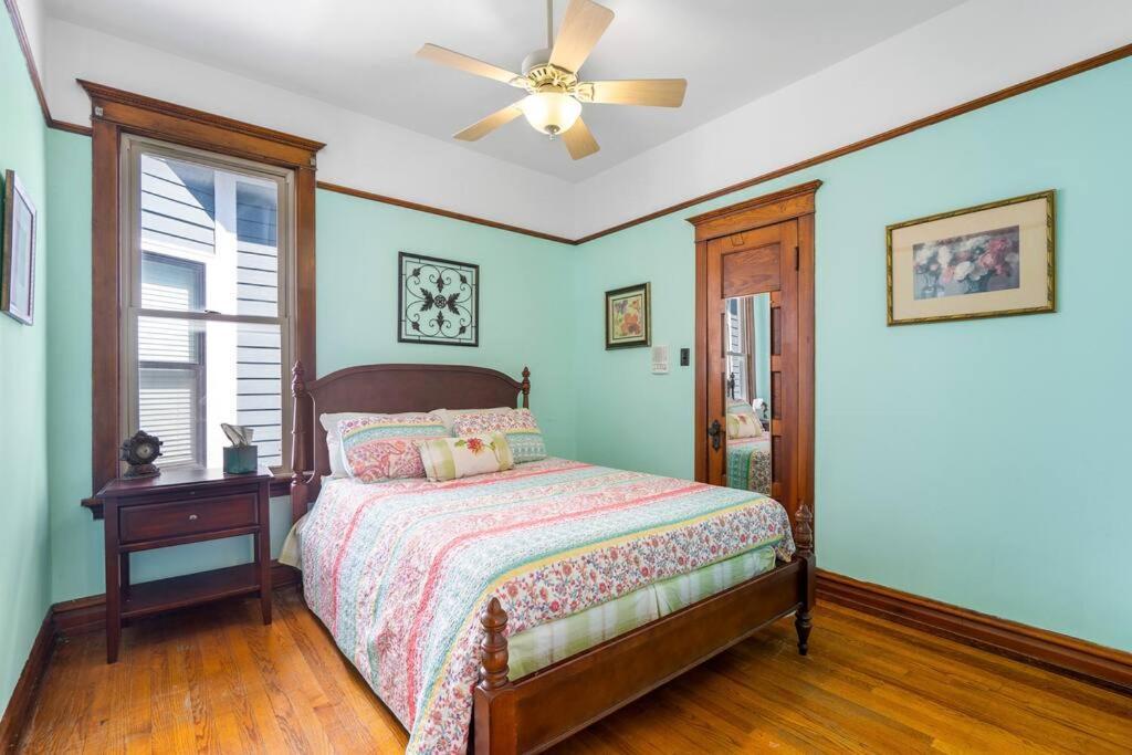 New! Xl North Center - 2 Car Garage And Ev Charger! Patios! * Chicago
