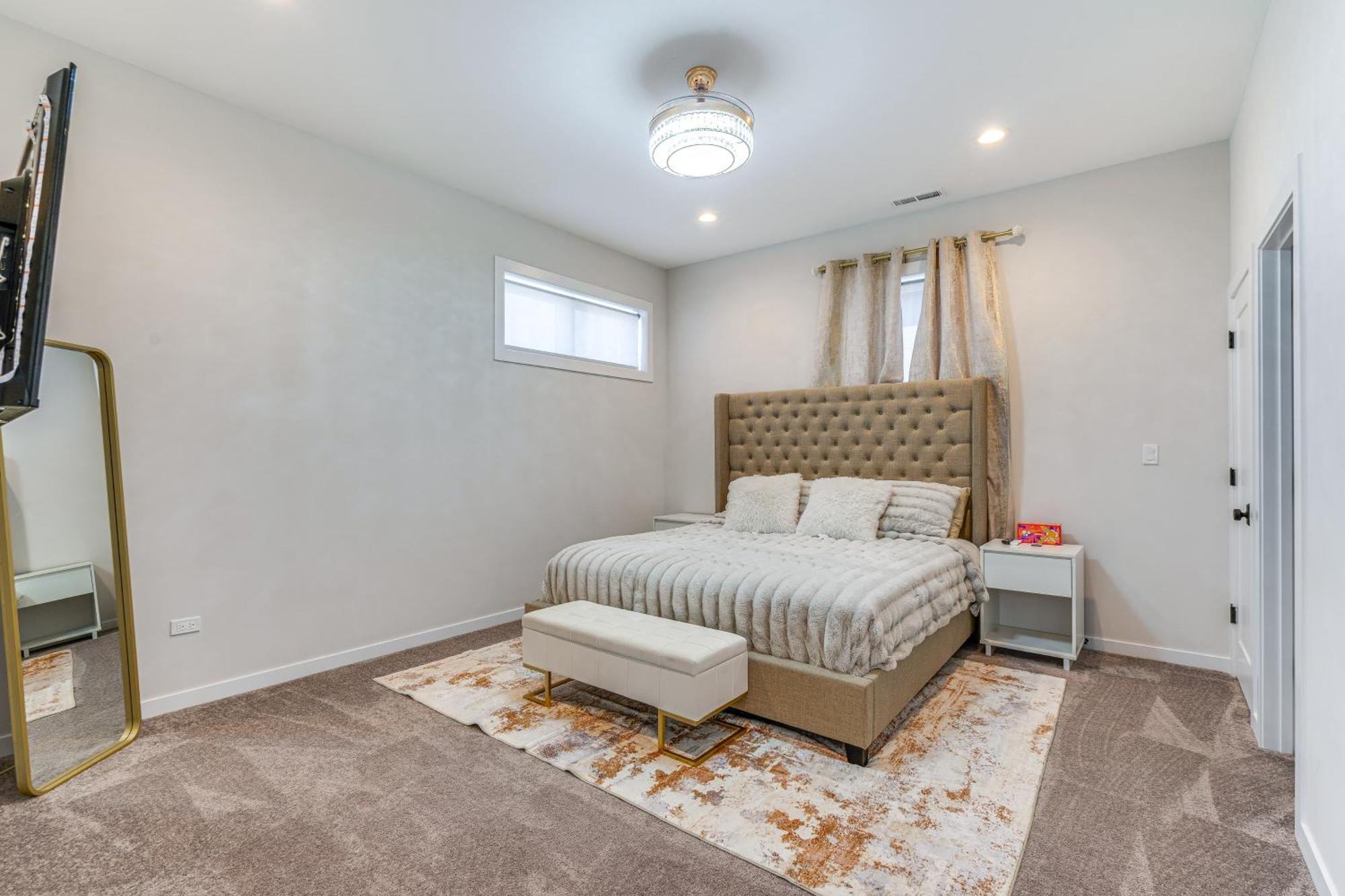 Luxe And Modern - 7 Mi To Downtown! *