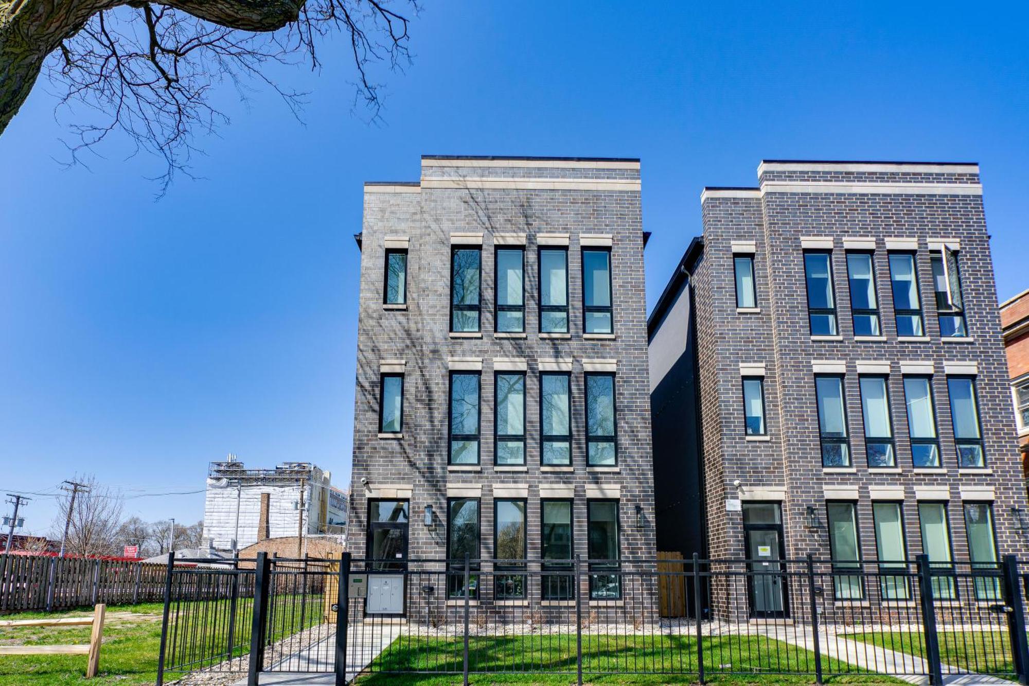 Luxe And Modern - 7 Mi To Downtown! Apartment *