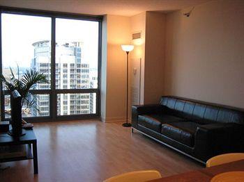 Steps To Everything - Navy Pier Suite, Id #30 Apartment