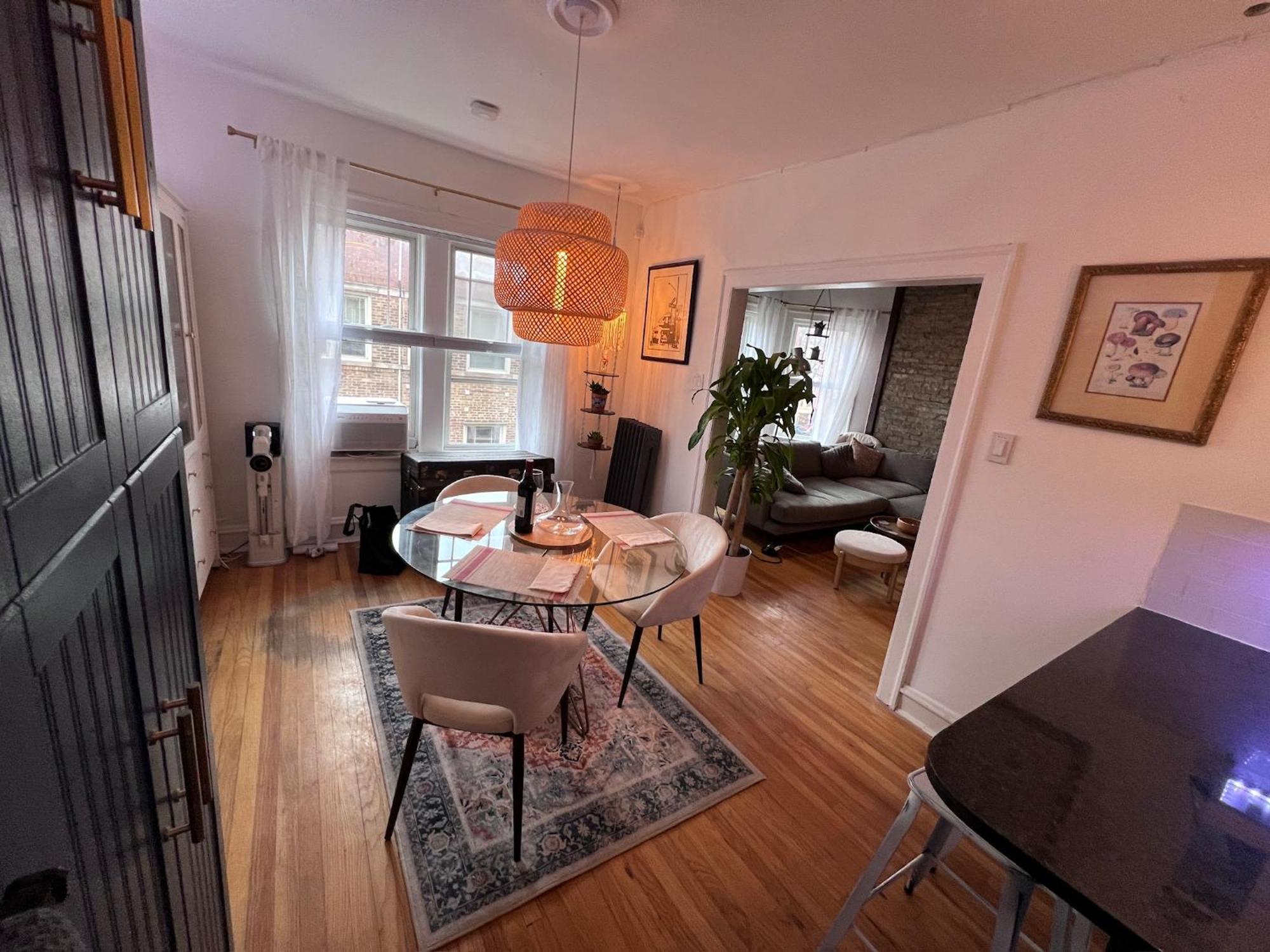 Lakeside Loft - Historic Chicago