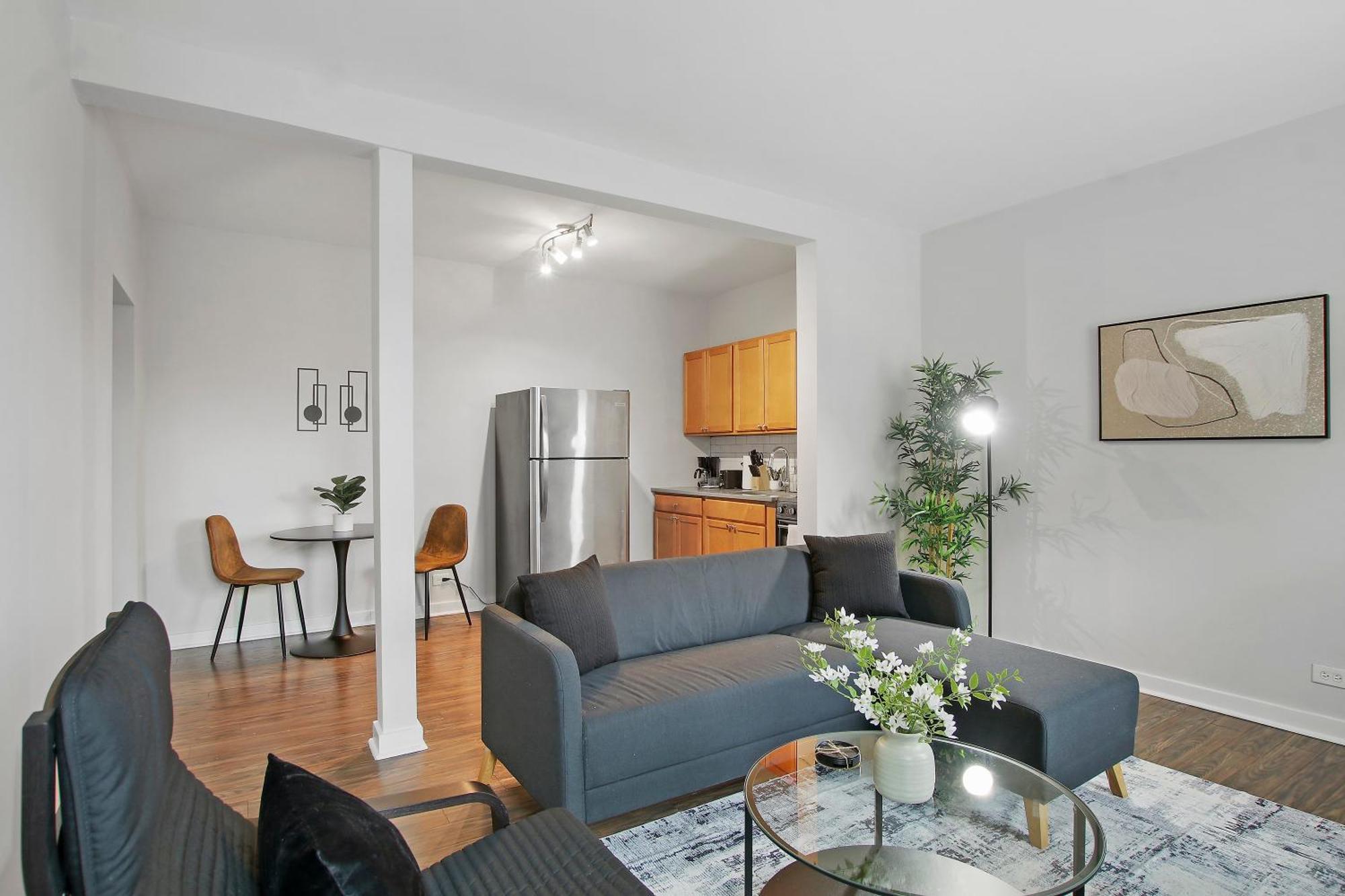 1br Tranquil Hyde Park - Harper 202 & 402 Rep Chicago
