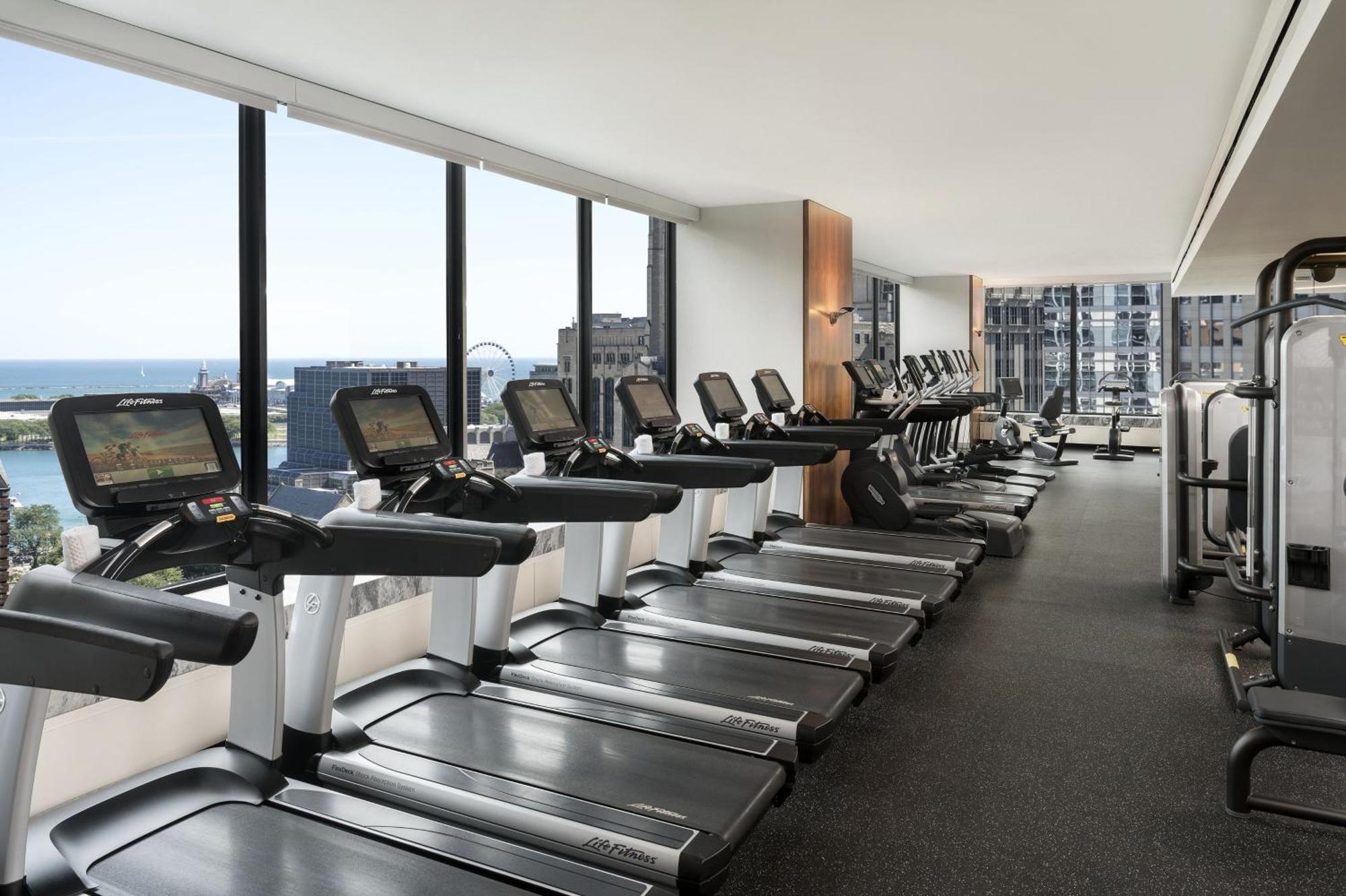 Hotel The Ritz-carlton, 5*