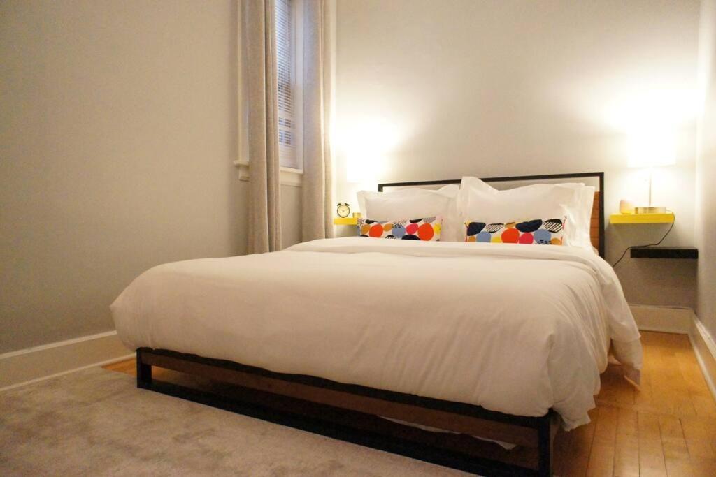 Cozy Nest In Chicago's Vibrant Lincoln Square * Chicago