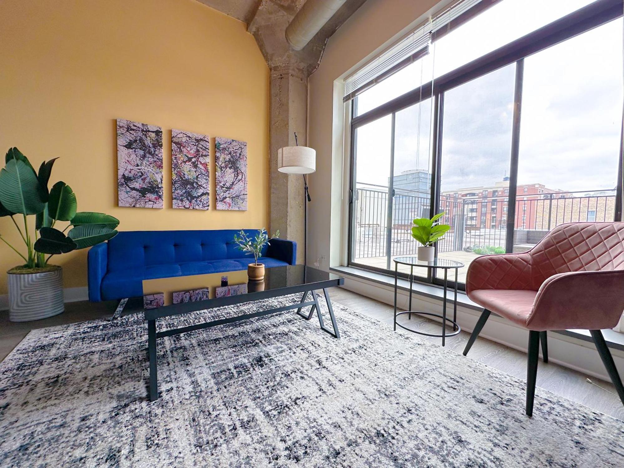 Mccormick Patio Skyline View 2b/2b With Optional Parking For Up To 6 People Apartment