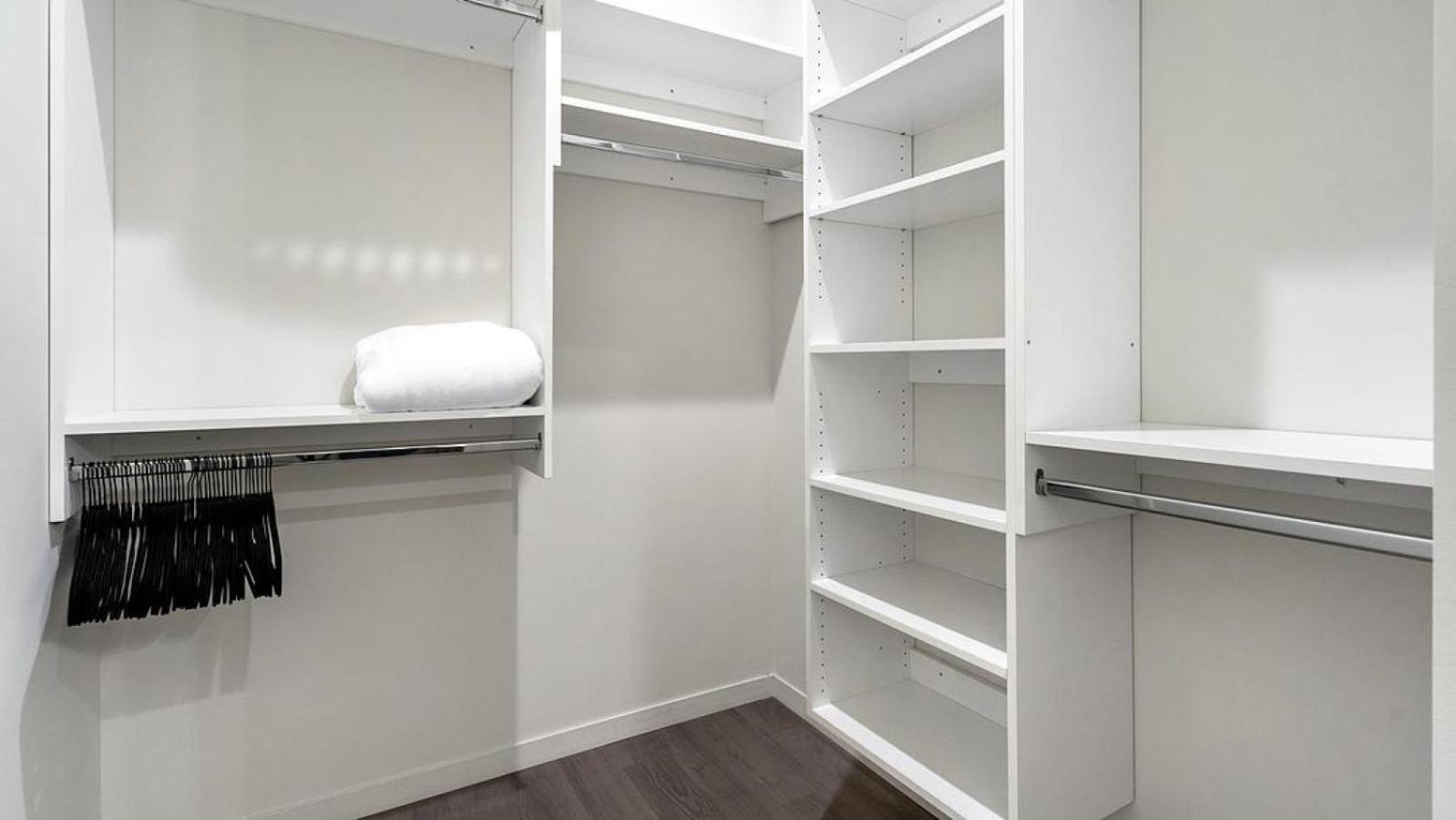 Apartment Landing At Logan - In Logan Square Chicago