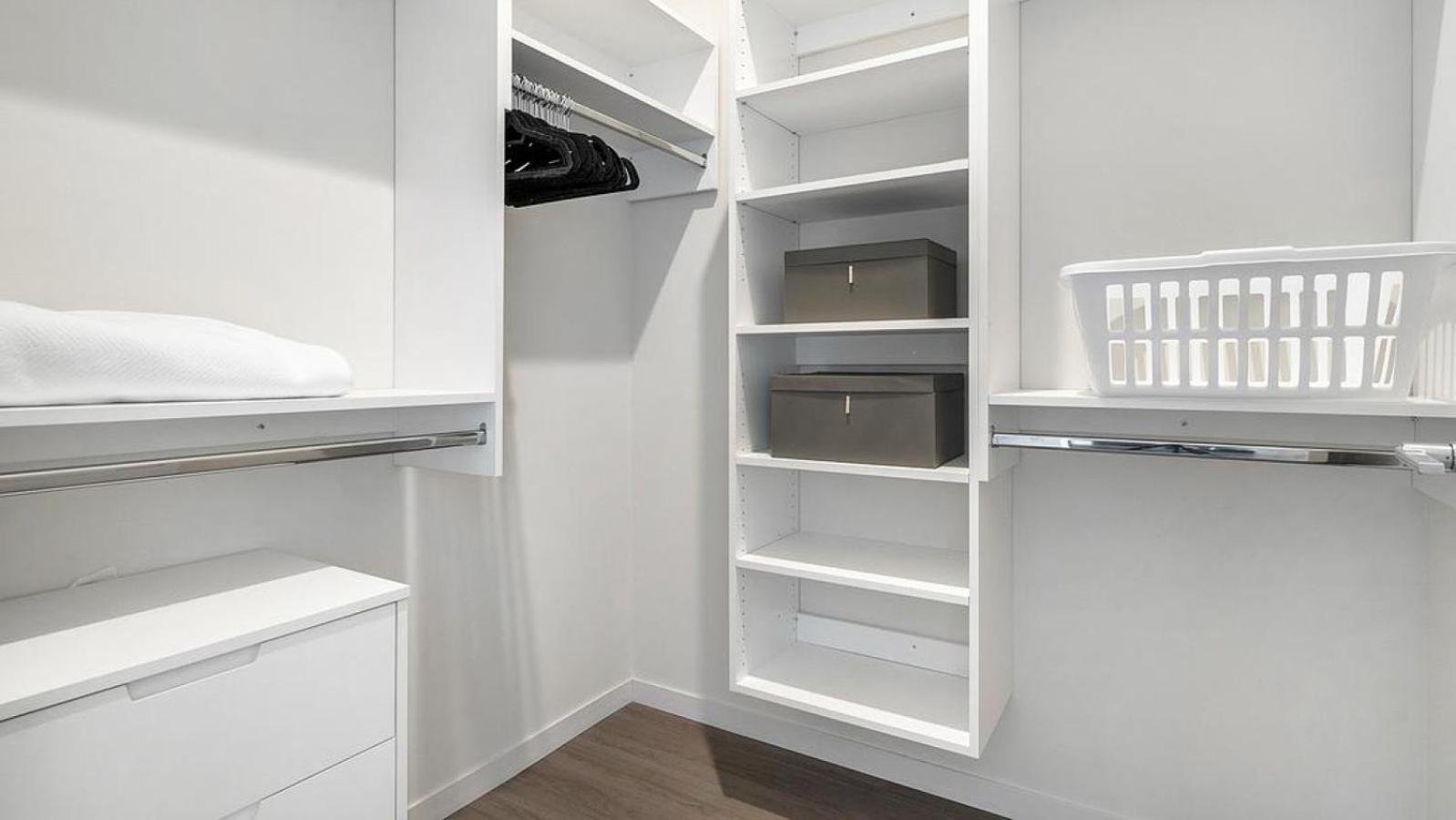 Landing At Logan - In Logan Square Apartment