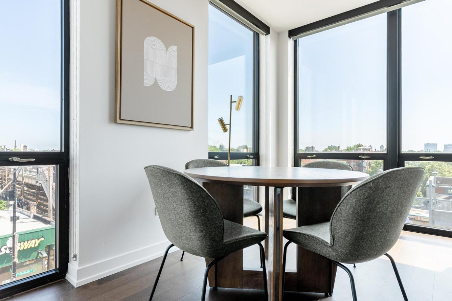 Ravenswood 2br W Rooftop Bbq Next To Brown Line Chi-400 * Chicago
