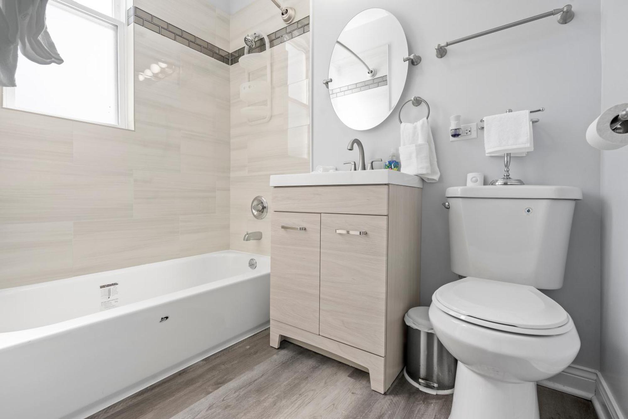 Newly Rehabbed Greystone With 2 Private Apartments, Backyard, Garage, Laundry, Close To Expressway Apartment *
