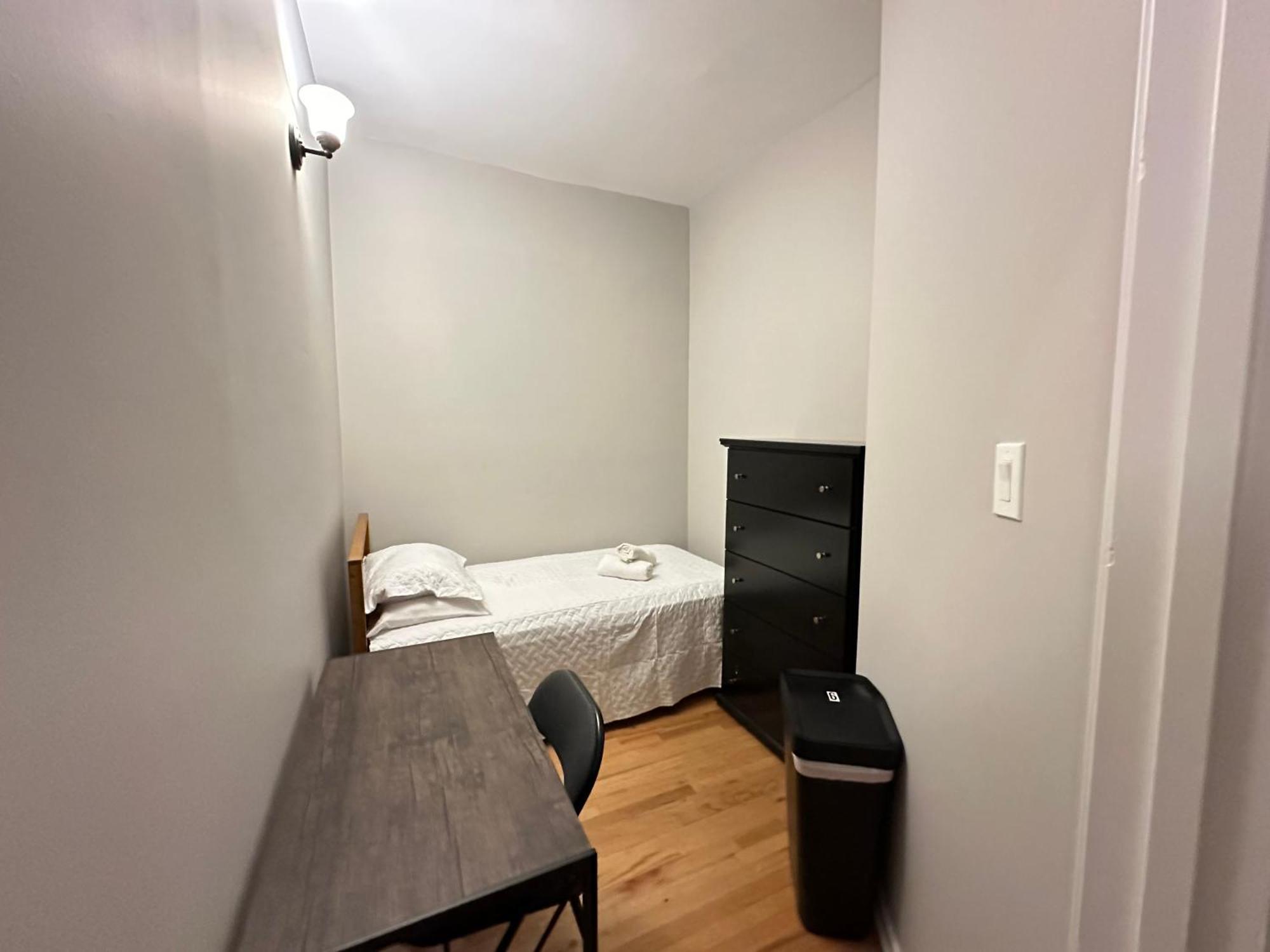 Wonderful Close To Downtown - Free Parking Homestay Chicago