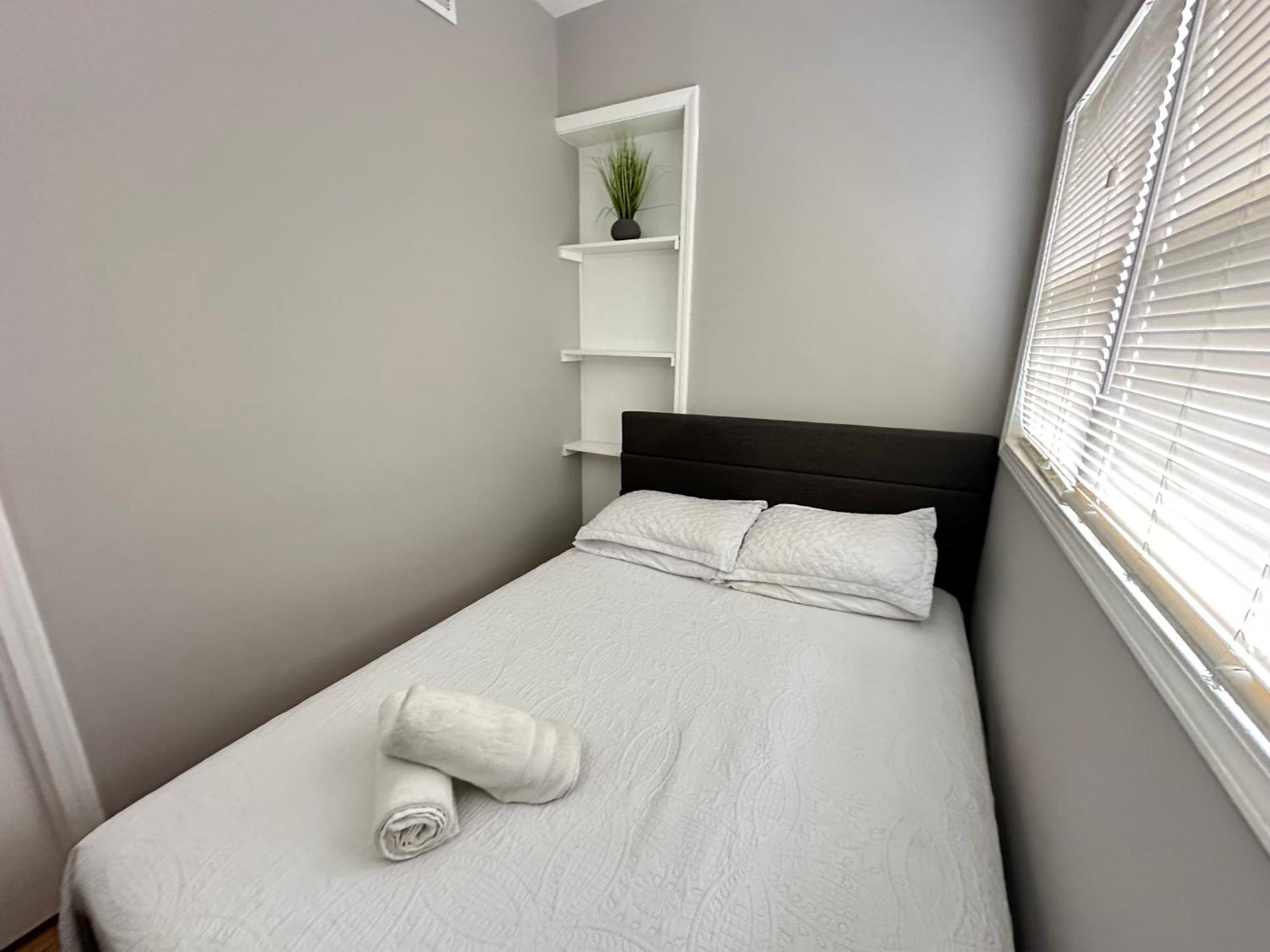 Wonderful Close To Downtown - Free Parking *