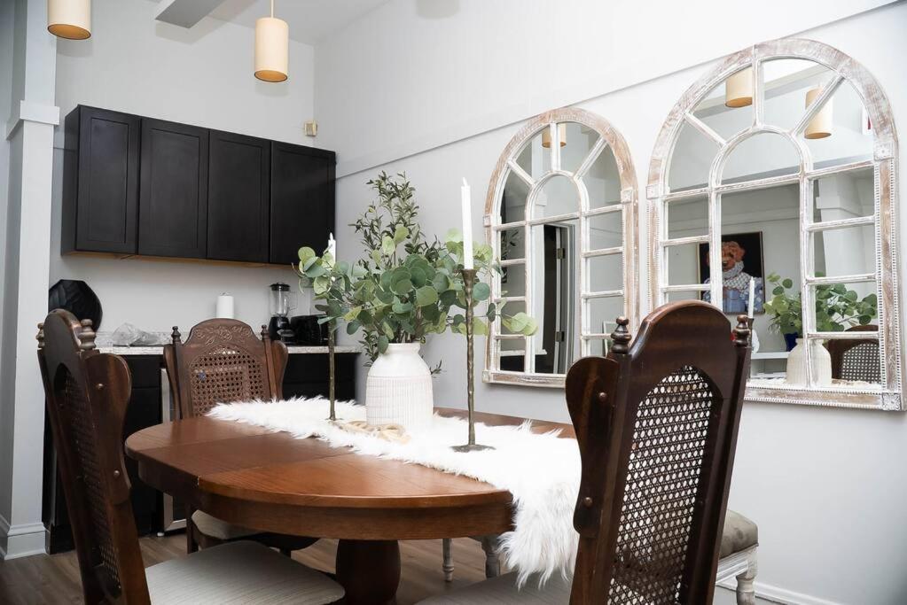 Holiday home Duplex Chic River North Retreat Chicago