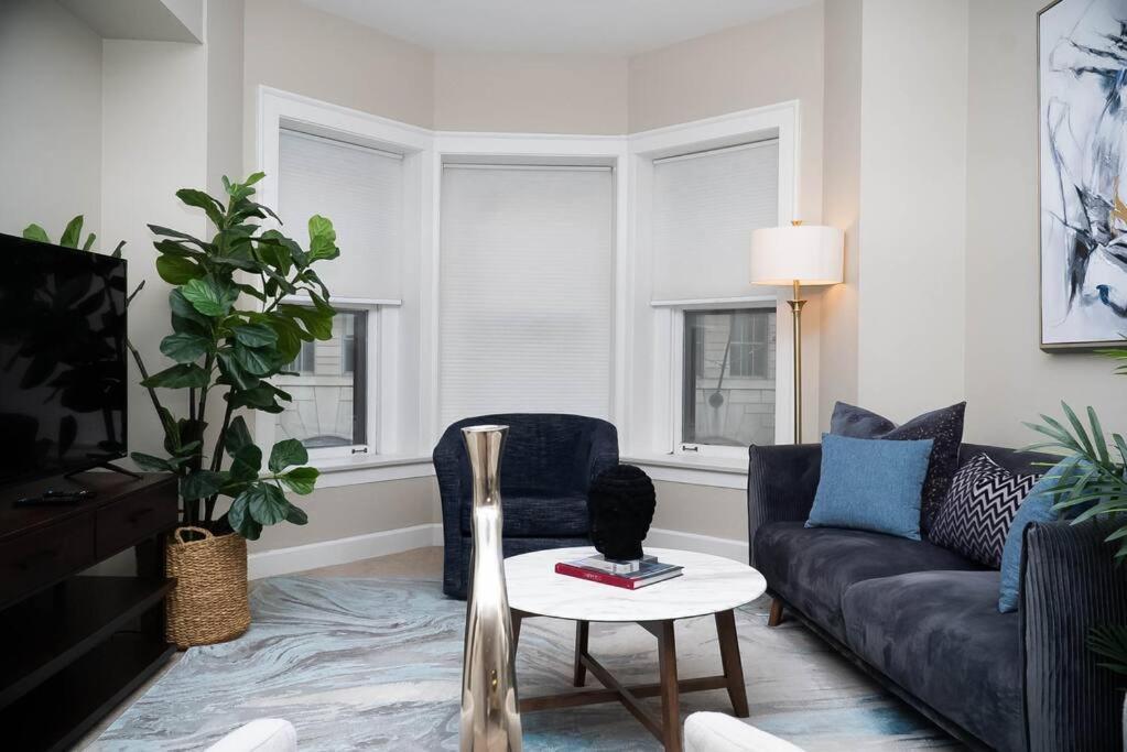 Duplex Chic River North Retreat