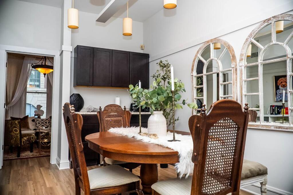 Duplex Chic River North Retreat