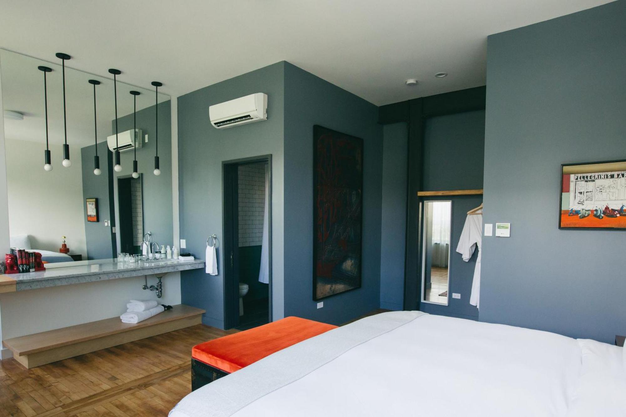The Publishing House Bed & Breakfast Chicago