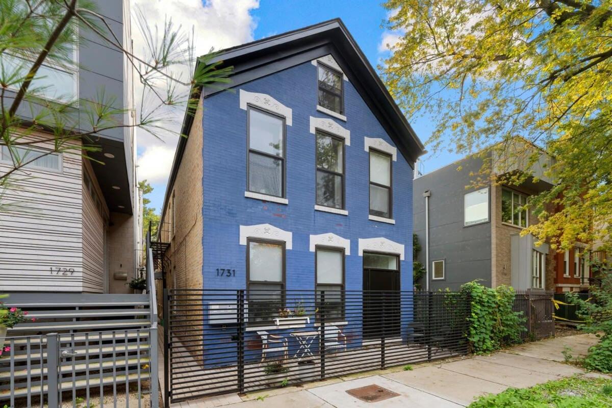 New 2br W 3 Beds And Highspeed Internet