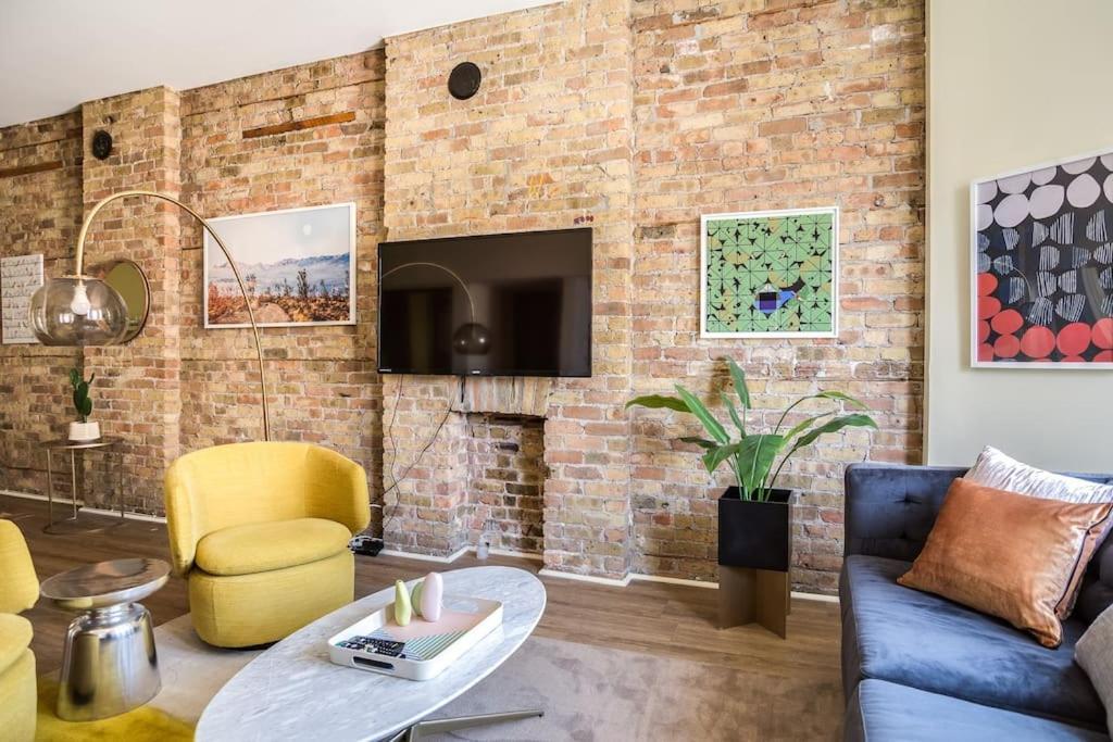 Apartment Beautifully Remodeled Third Floor Flat In River North - 3n *